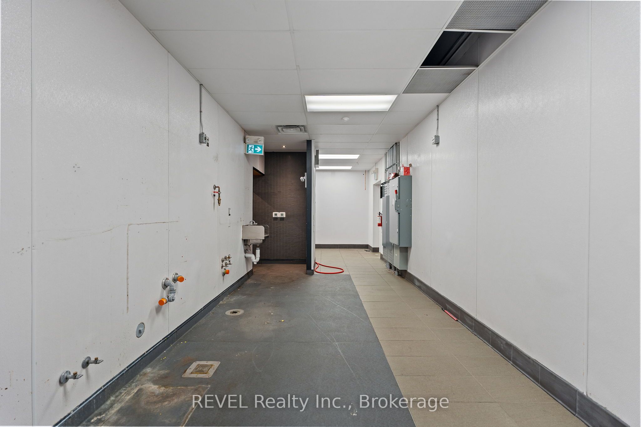 1630 Niagara Stone Street Building B Property Photo 18