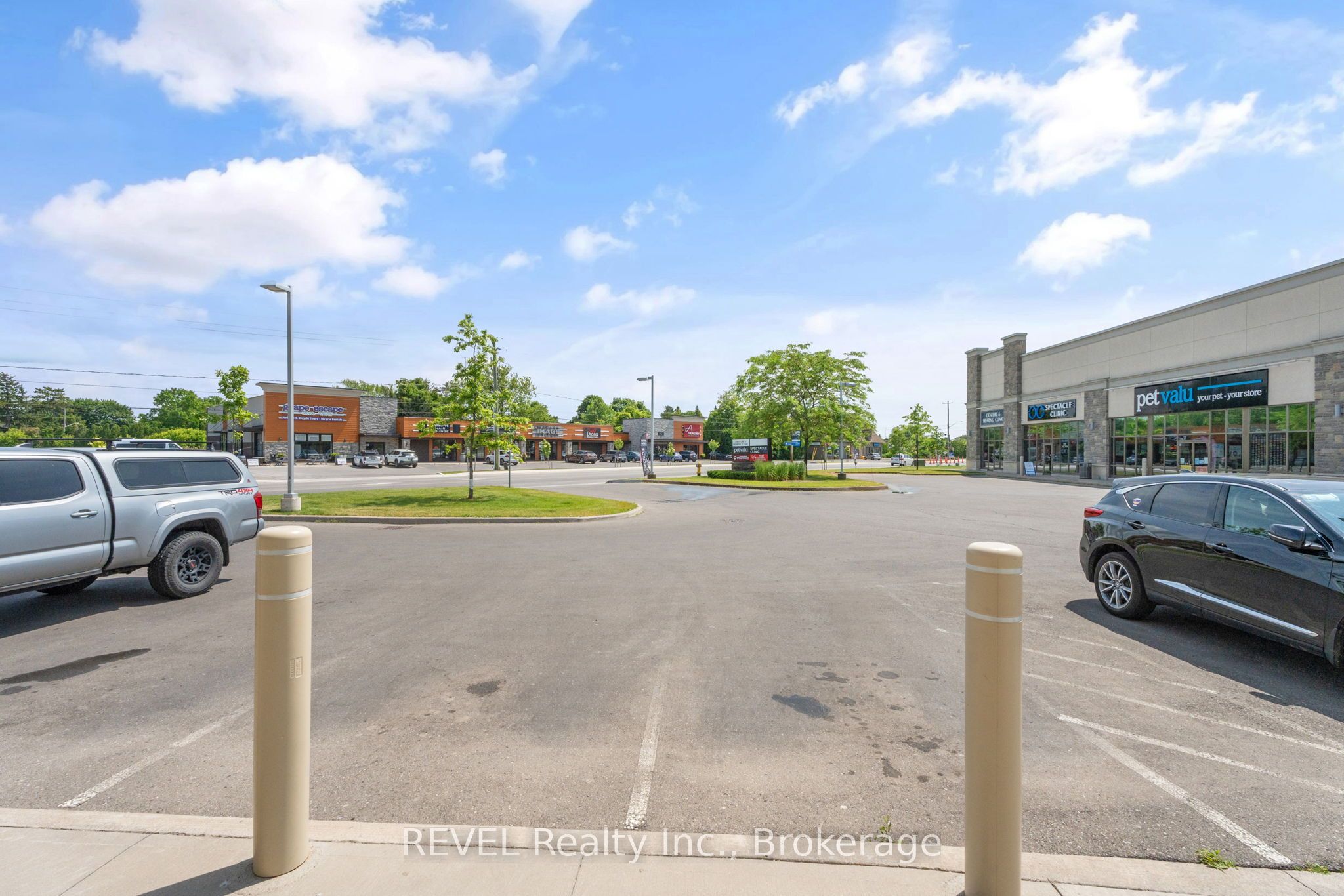1630 Niagara Stone Street Building B Property Photo 22