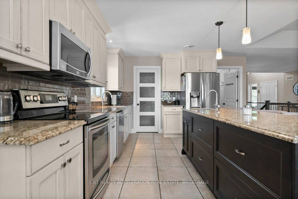 79 Hartwood Crescent Property Photo 15