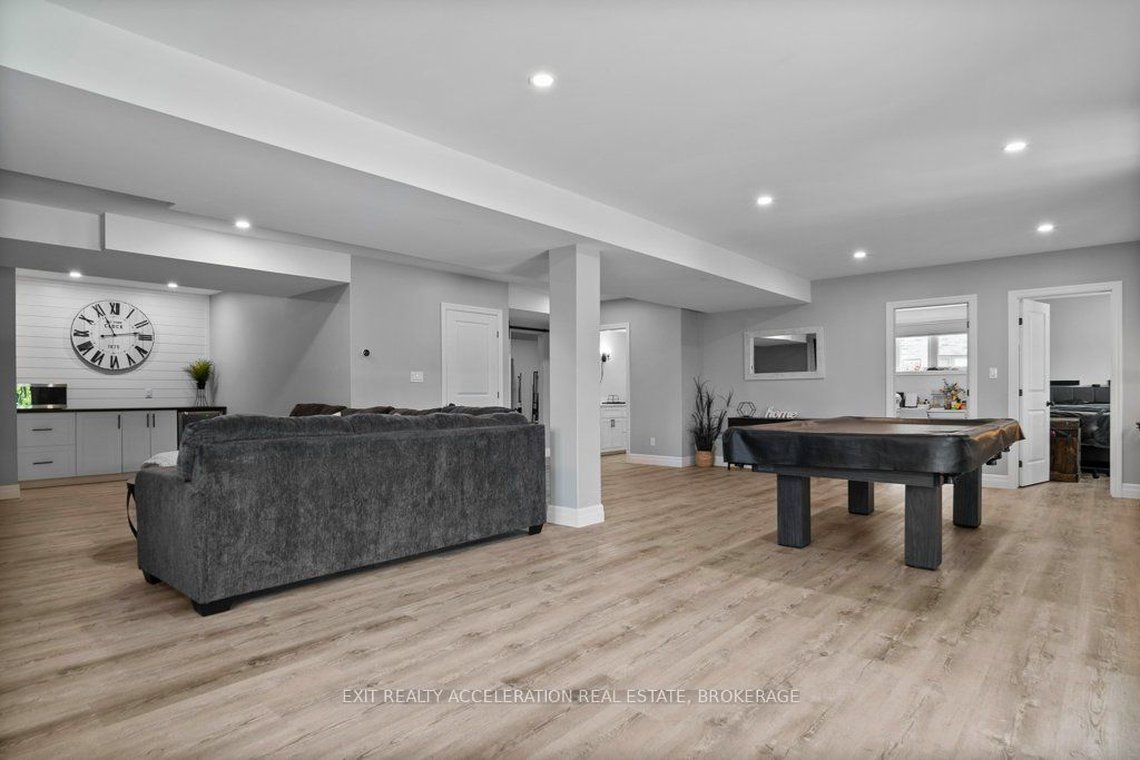 79 Hartwood Crescent Property Photo 26