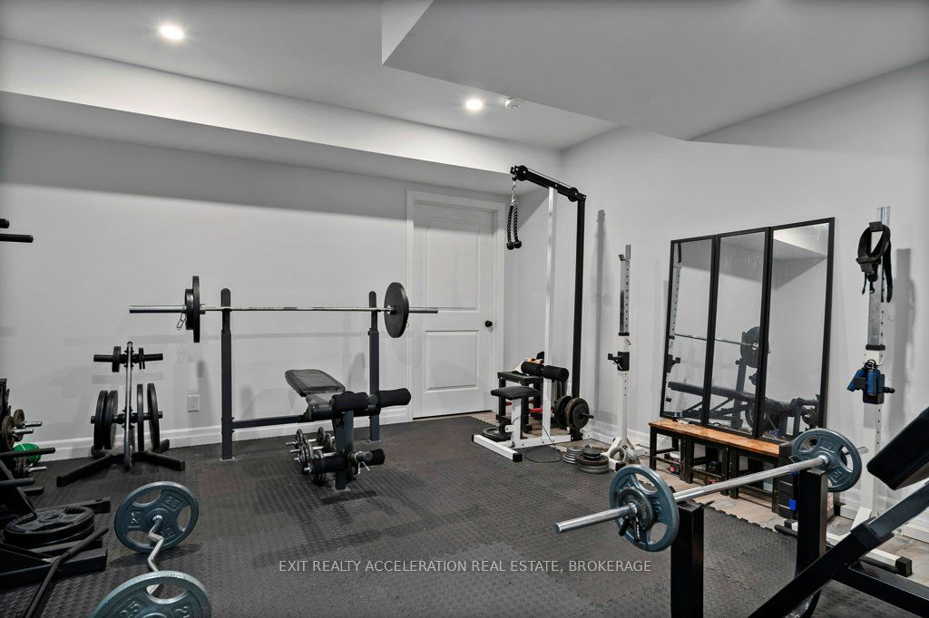 79 Hartwood Crescent Property Photo 35