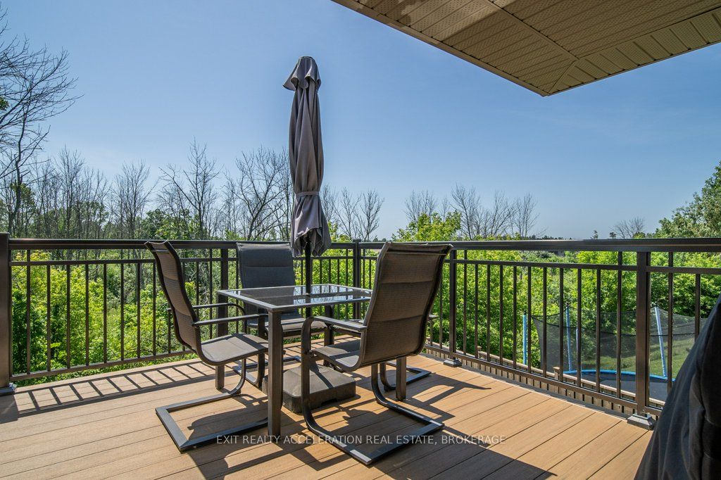 79 Hartwood Crescent Property Photo 40