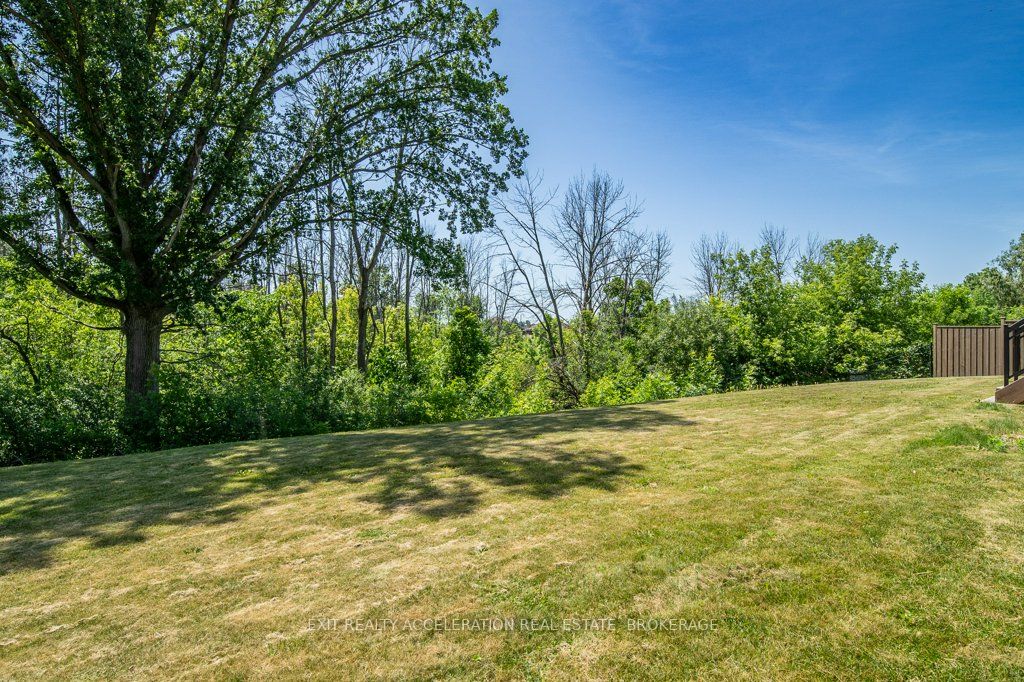 79 Hartwood Crescent Property Photo 41