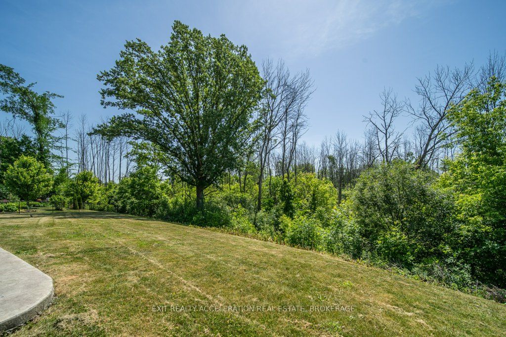 79 Hartwood Crescent Property Photo 42