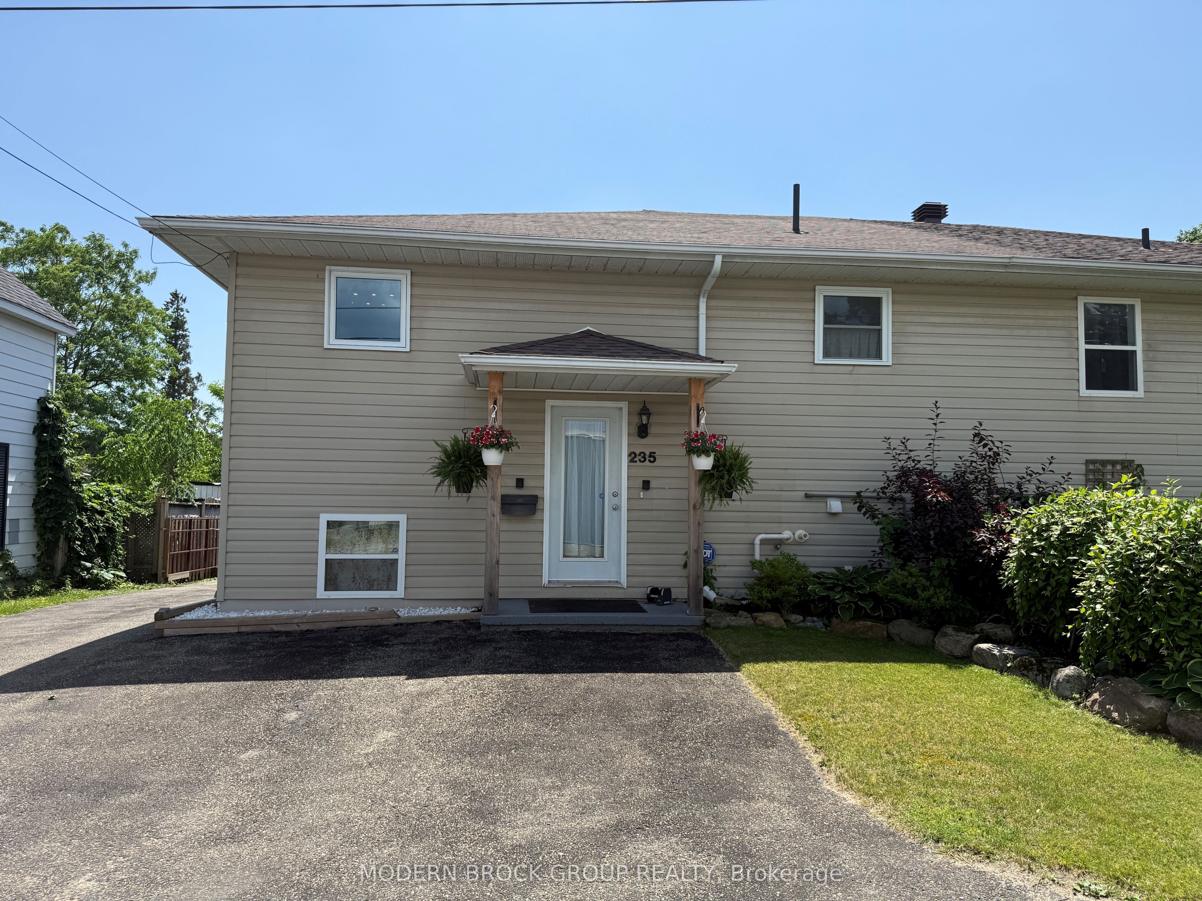 235 Wood Street Property Photo 1