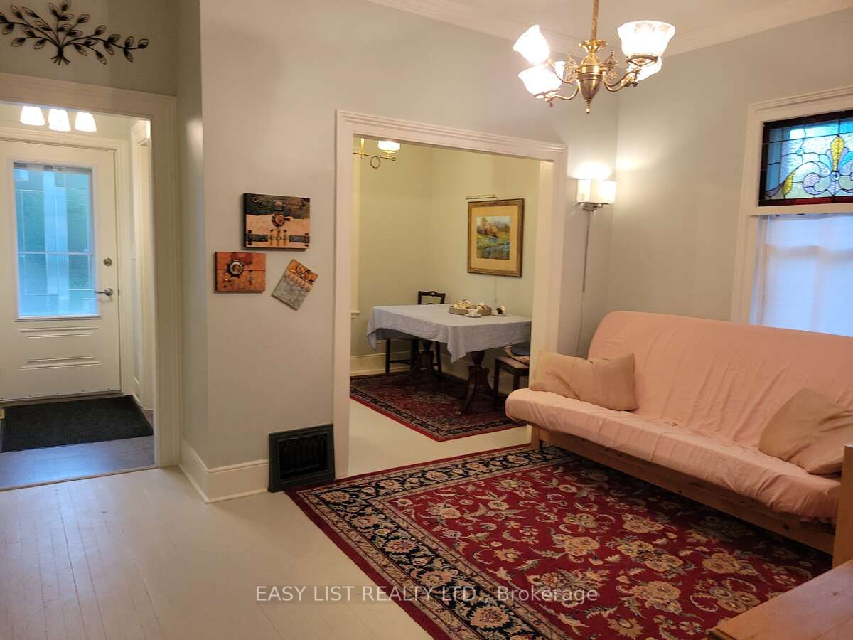 8 Argyle Street Property Photo 11