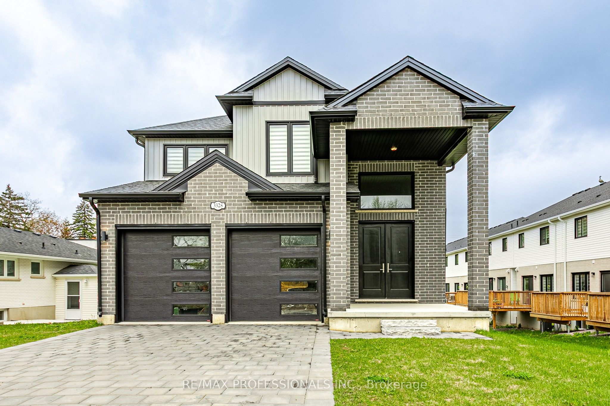 3328 Oriole Drive Property Photo 1