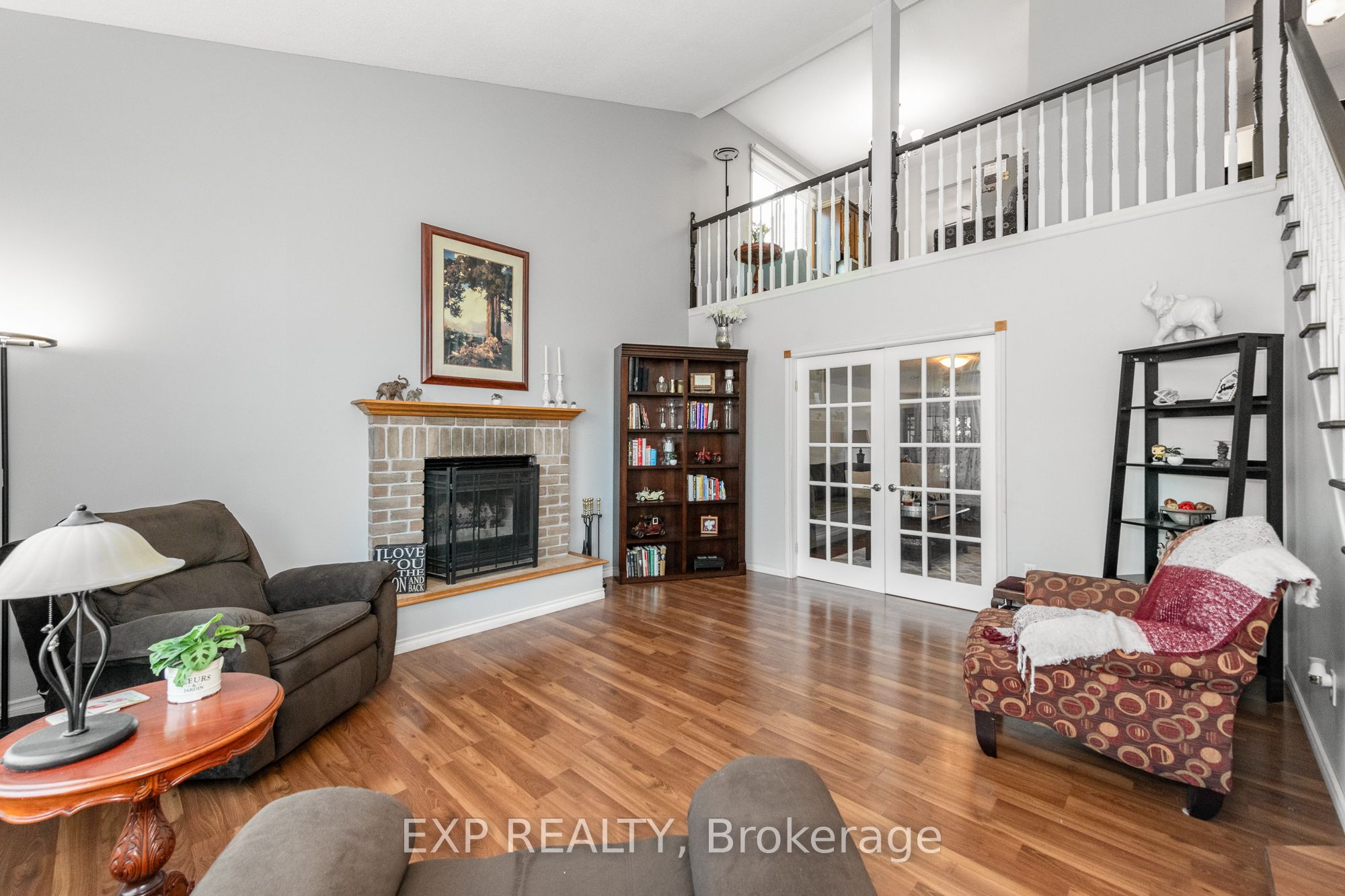 2721 Glen Street Property Photo 5