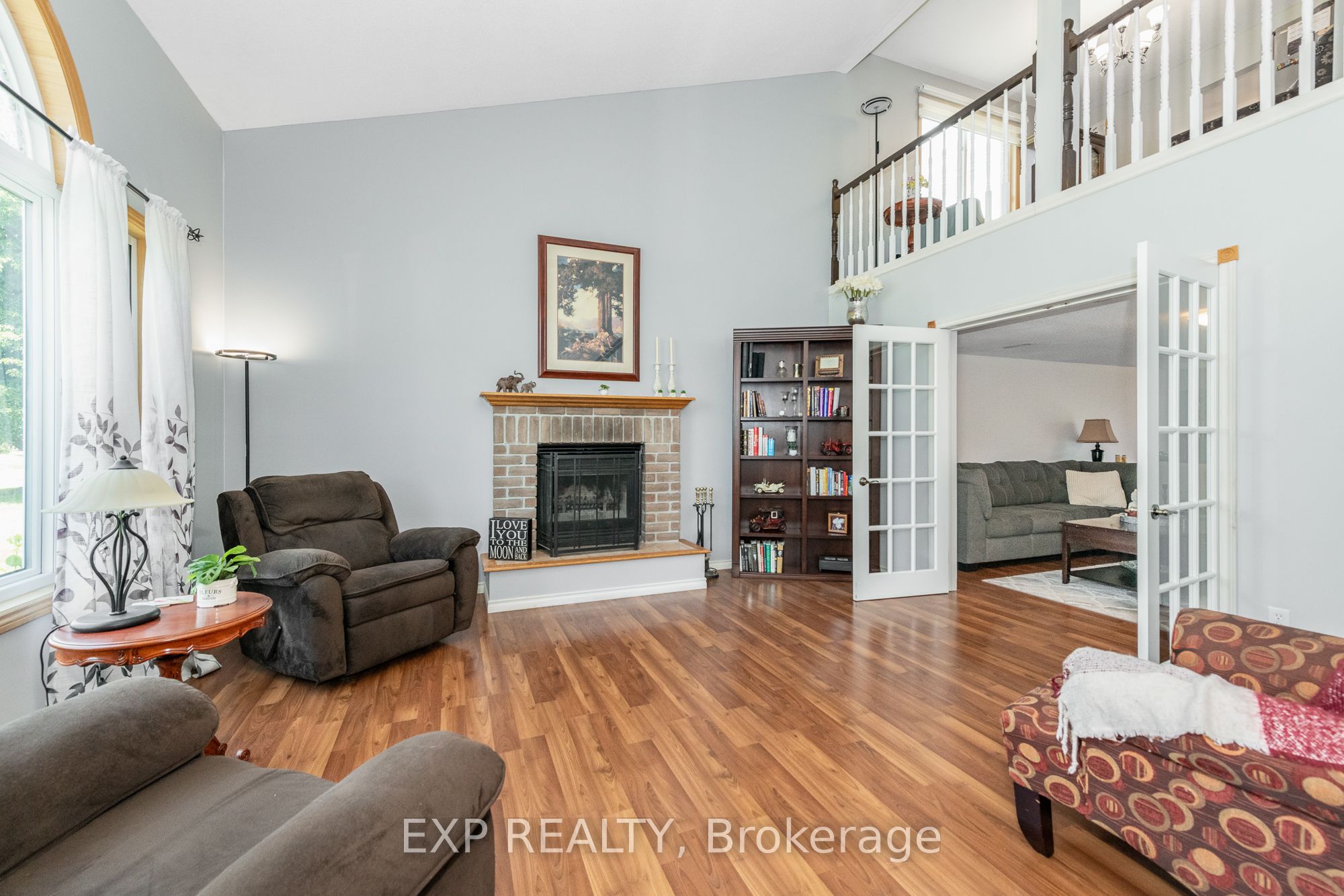 2721 Glen Street Property Photo 7