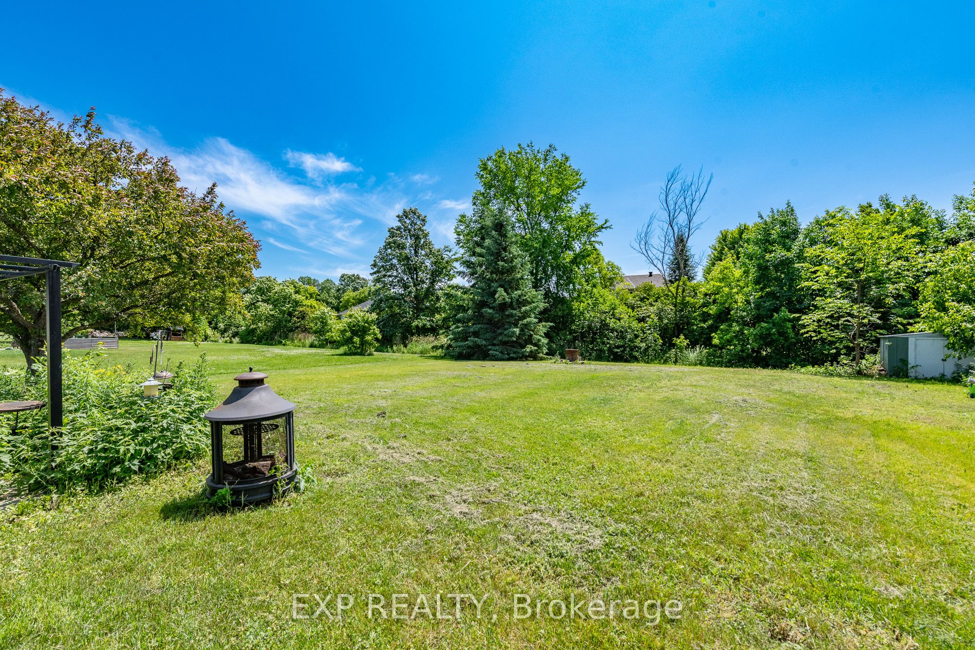 2721 Glen Street Property Photo 30