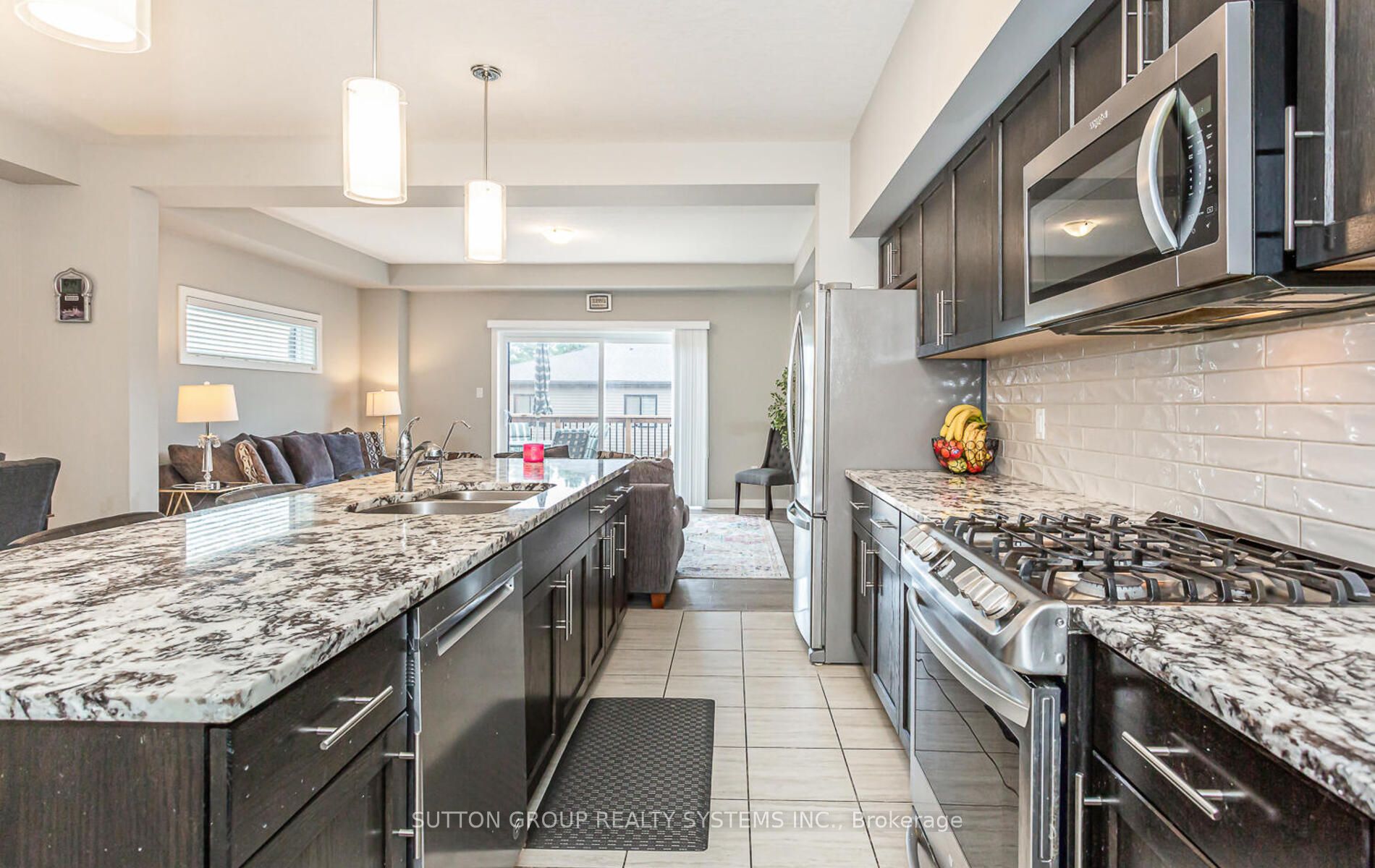 917 Robert Ferrie Drive Property Photo 15