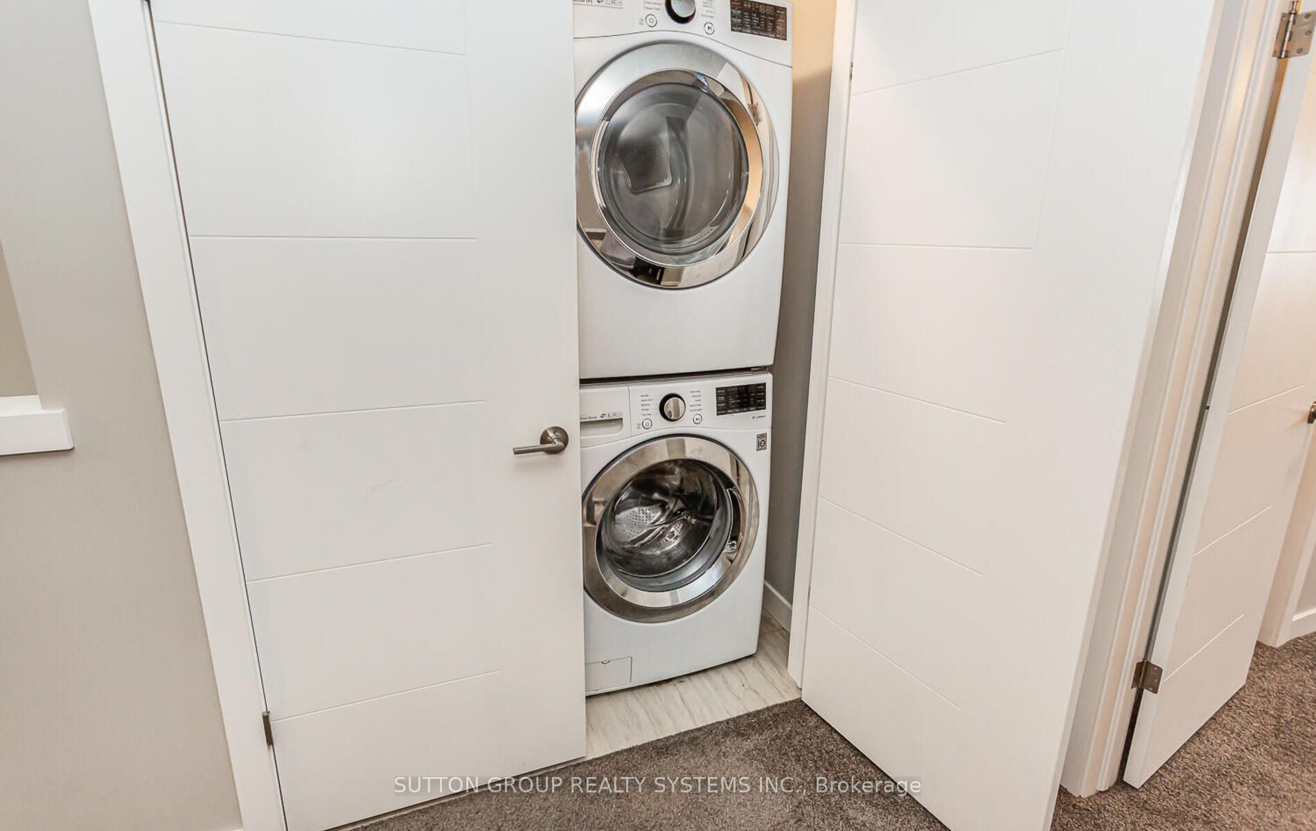 917 Robert Ferrie Drive Property Photo 29