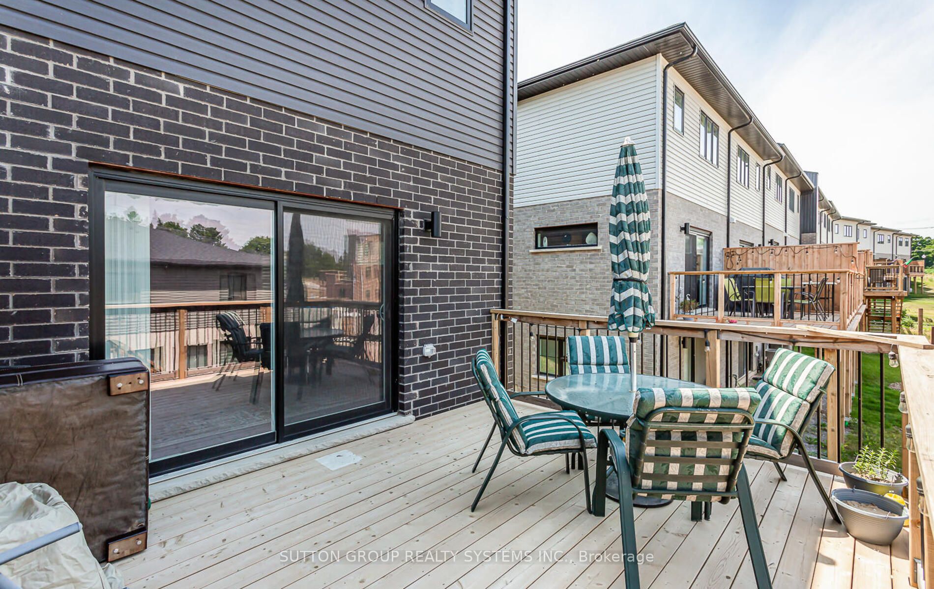 917 Robert Ferrie Drive Property Photo 34