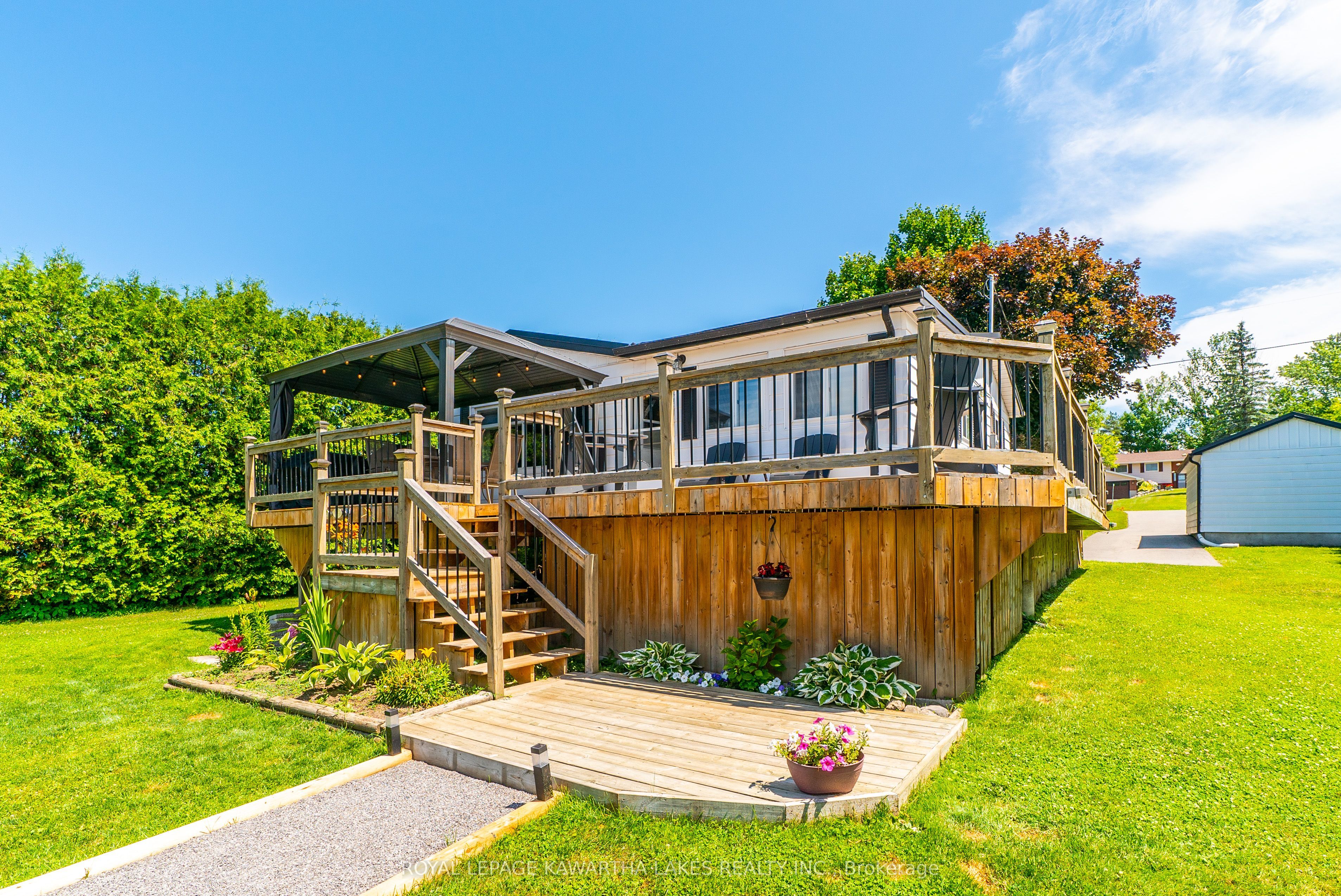28 Cadillac Boulevard Property Photo 28