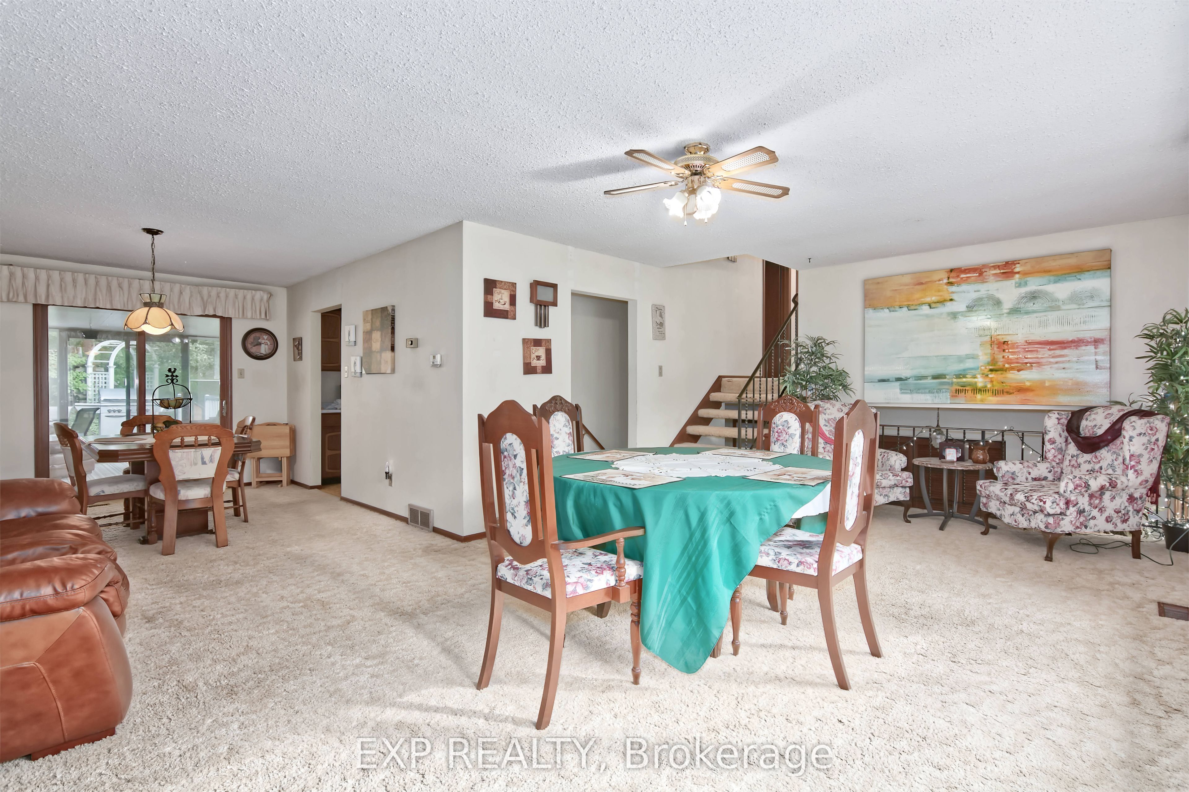 9995 Port Franks Estates Drive Property Photo 19