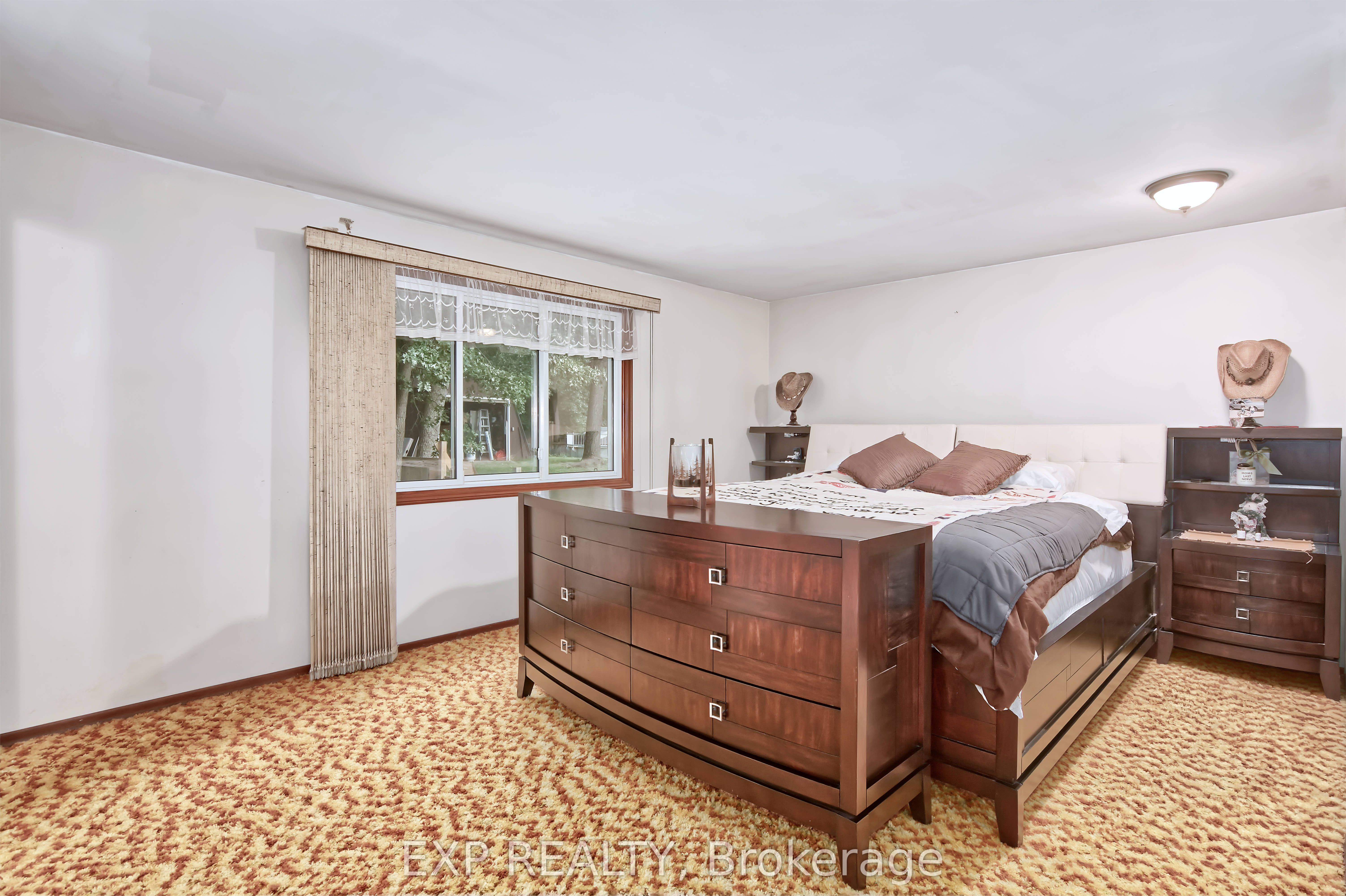 9995 Port Franks Estates Drive Property Photo 26