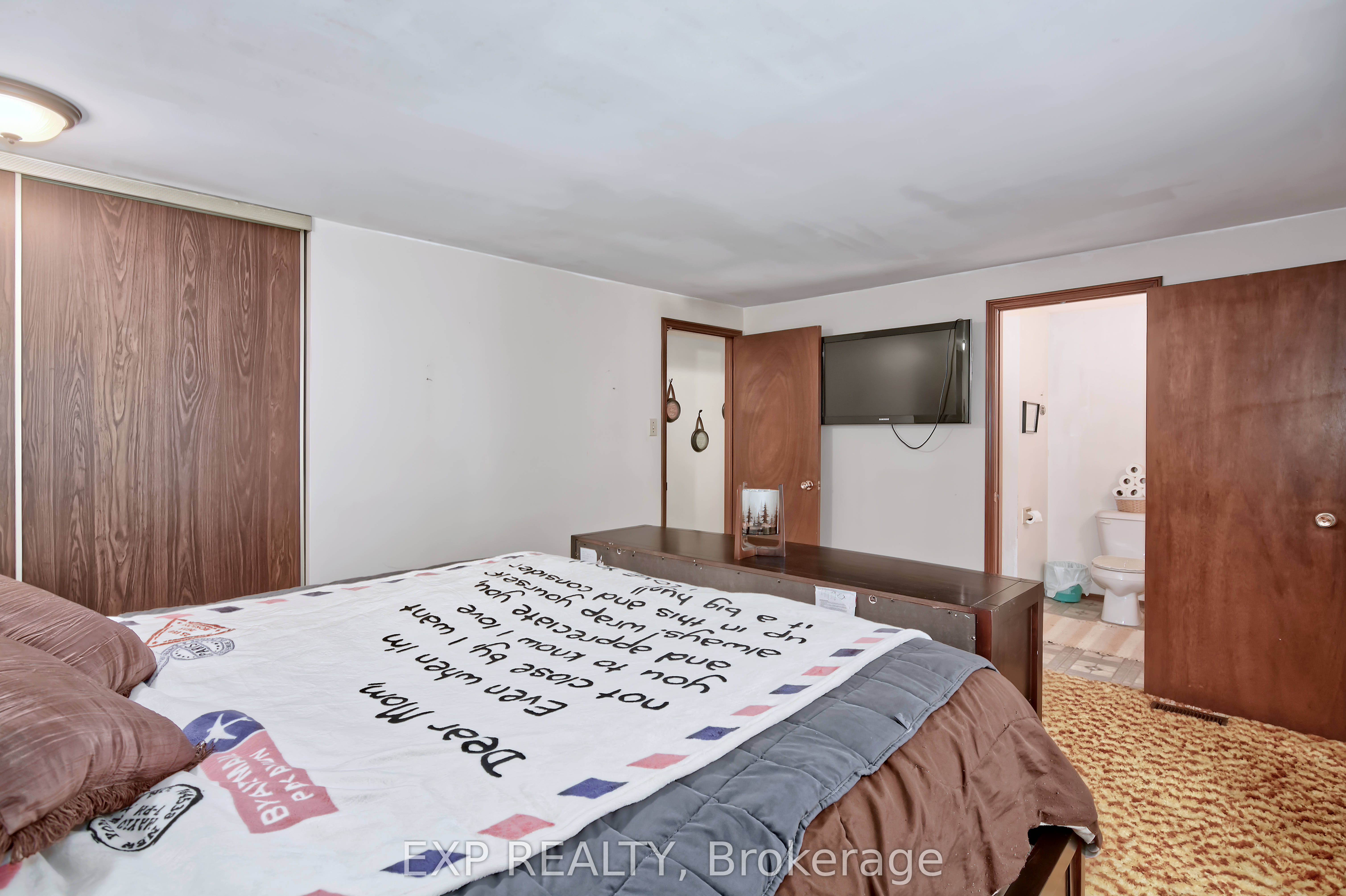 9995 Port Franks Estates Drive Property Photo 28