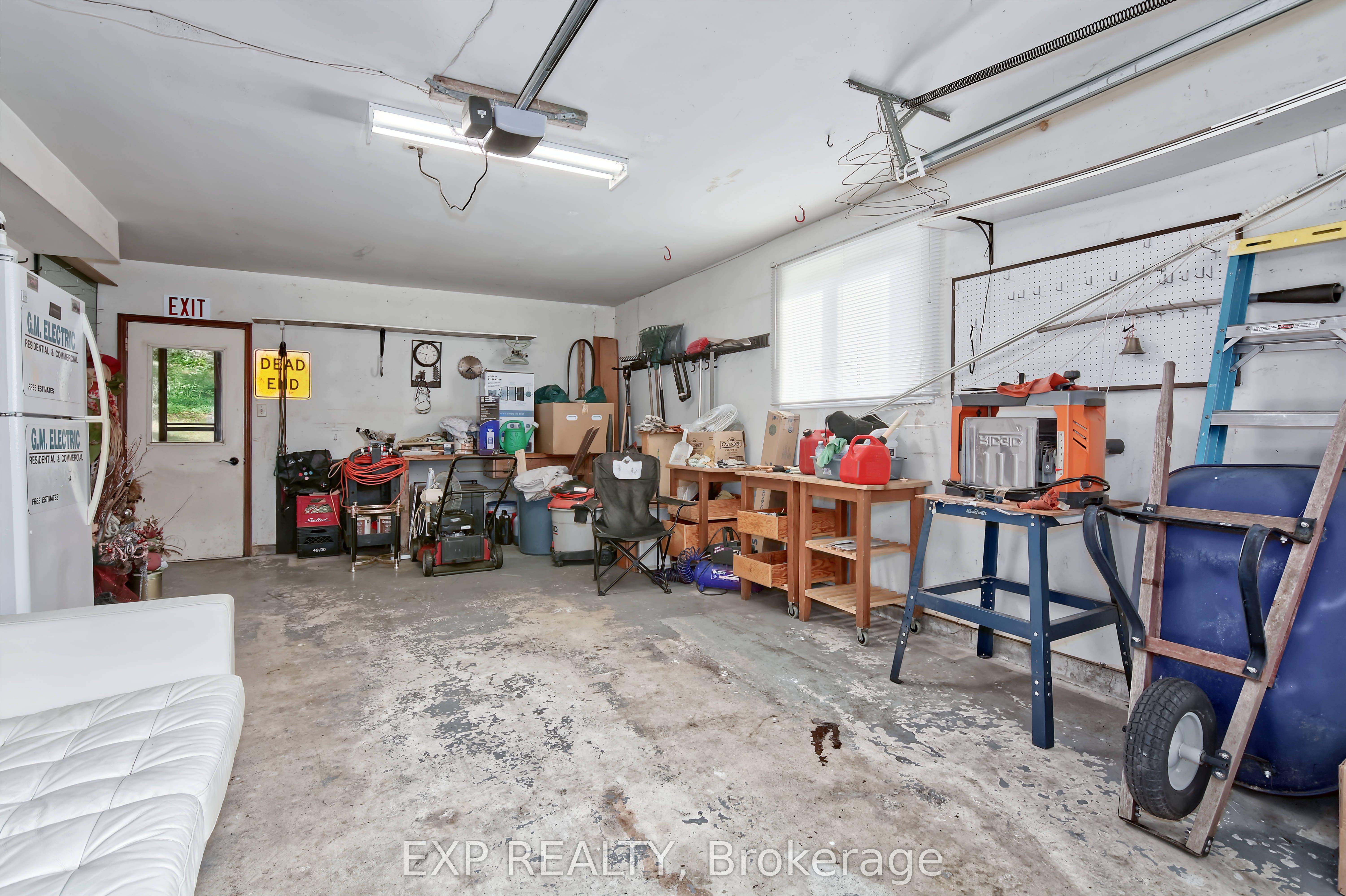 9995 Port Franks Estates Drive Property Photo 34