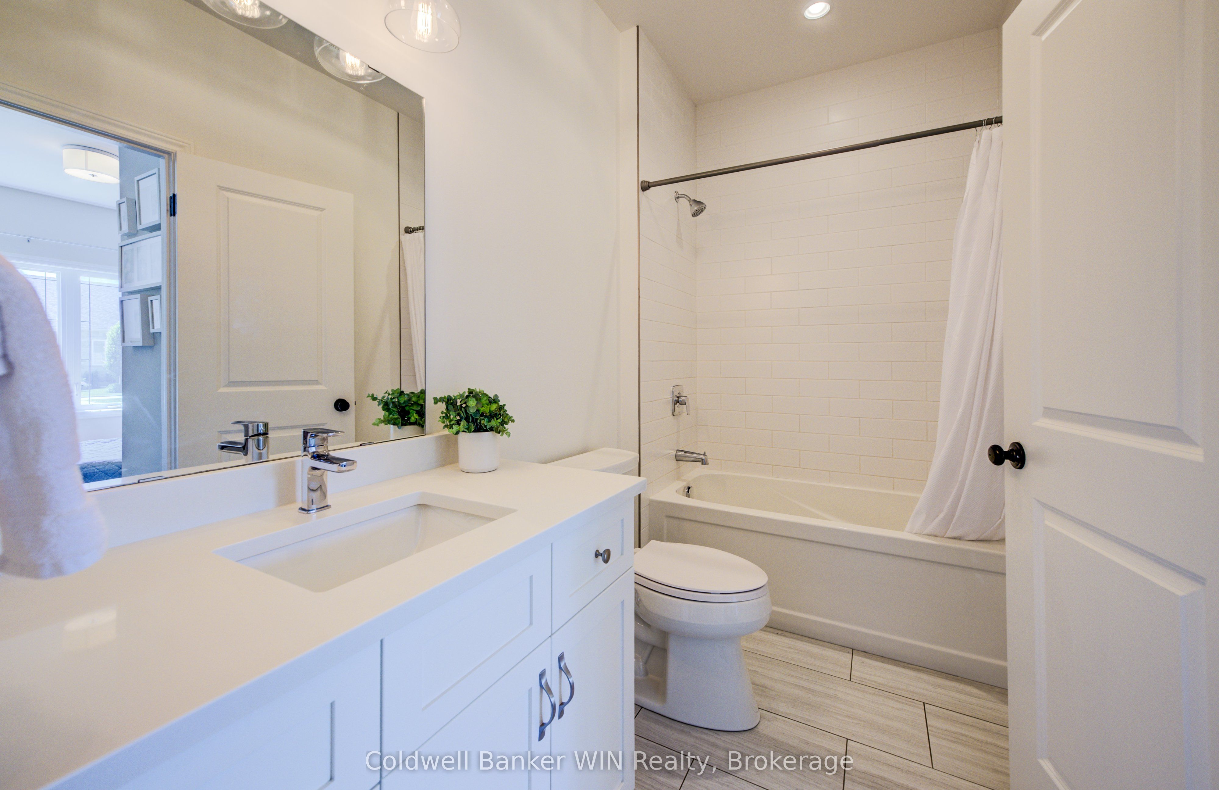 875 Baker Avenue S Property Photo 7