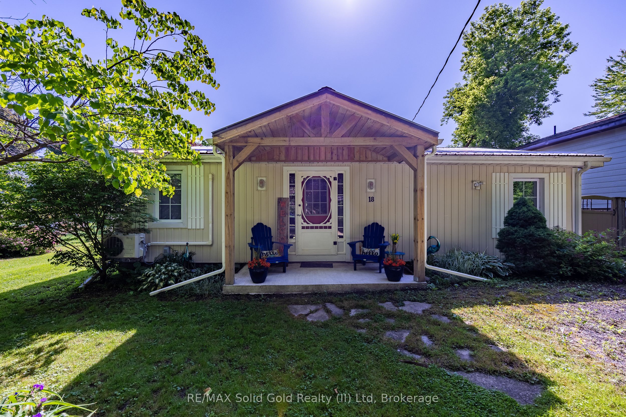18 Addison Avenue Property Photo 1