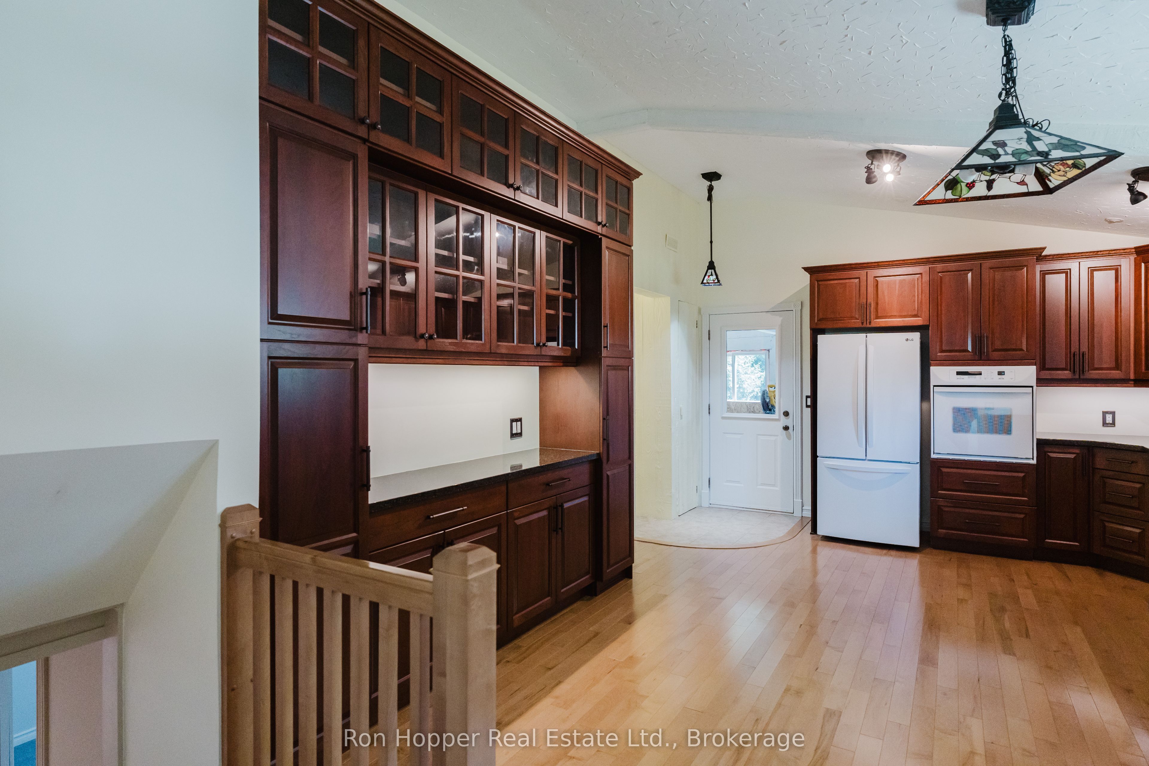 345 6th Avenue E Property Photo 6