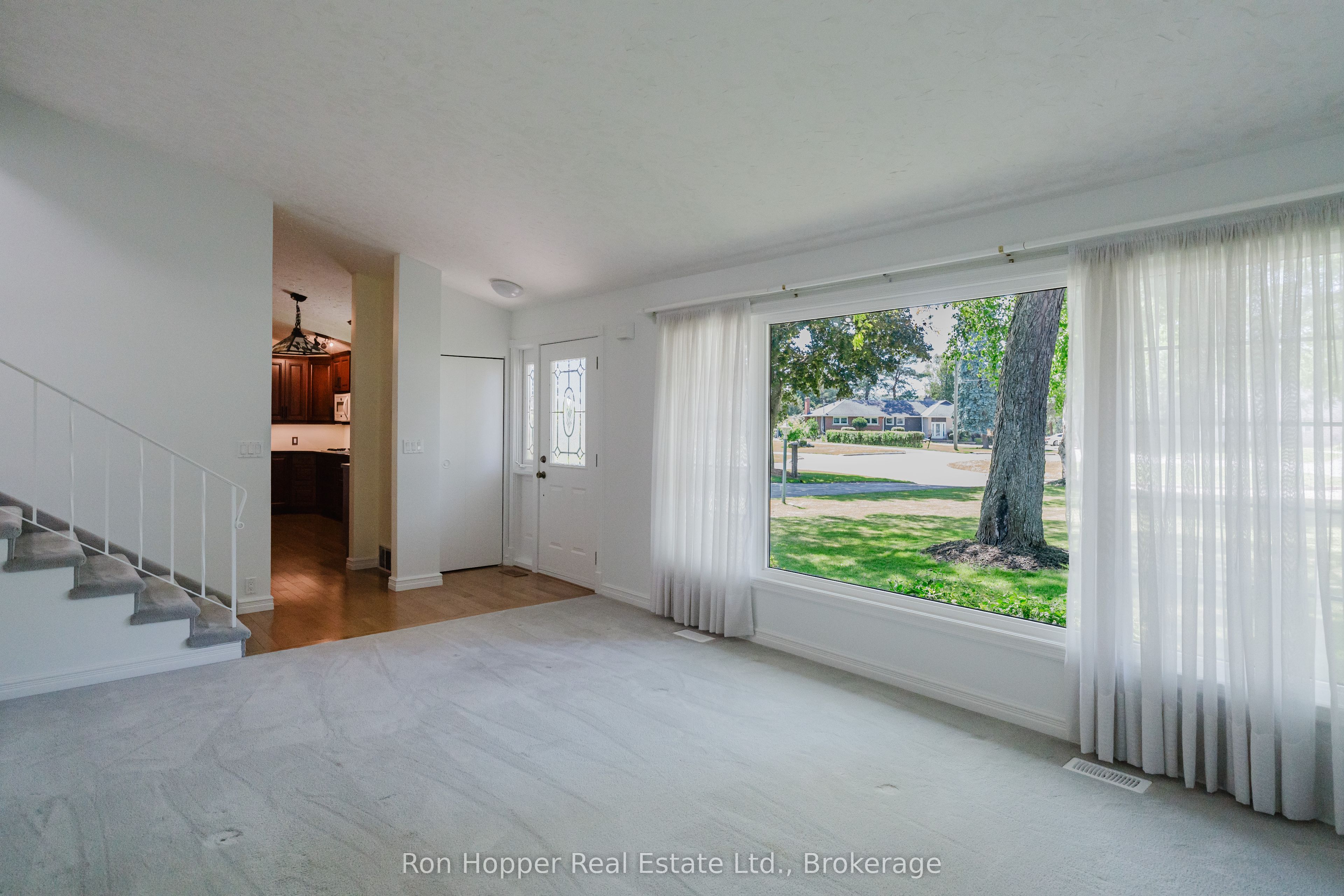 345 6th Avenue E Property Photo 9