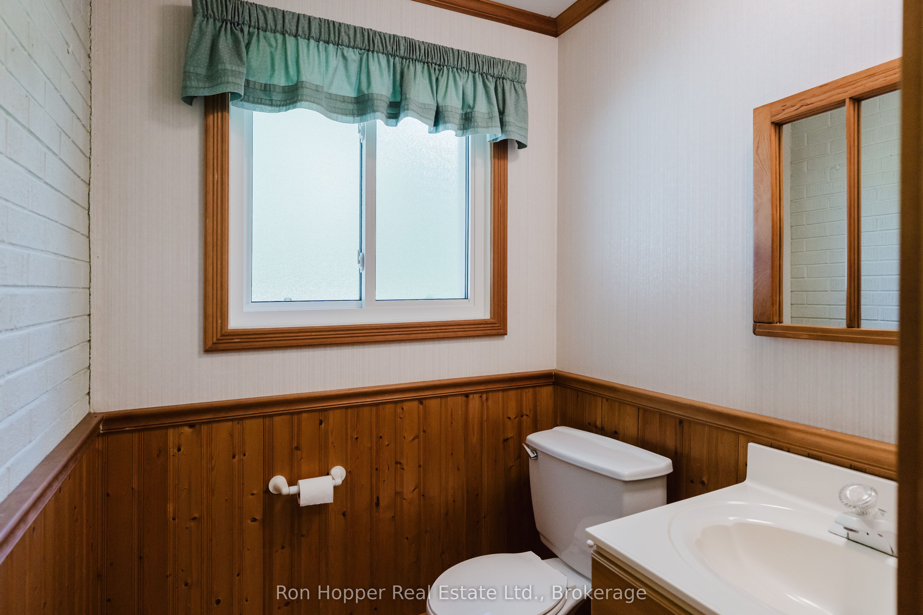345 6th Avenue E Property Photo 10