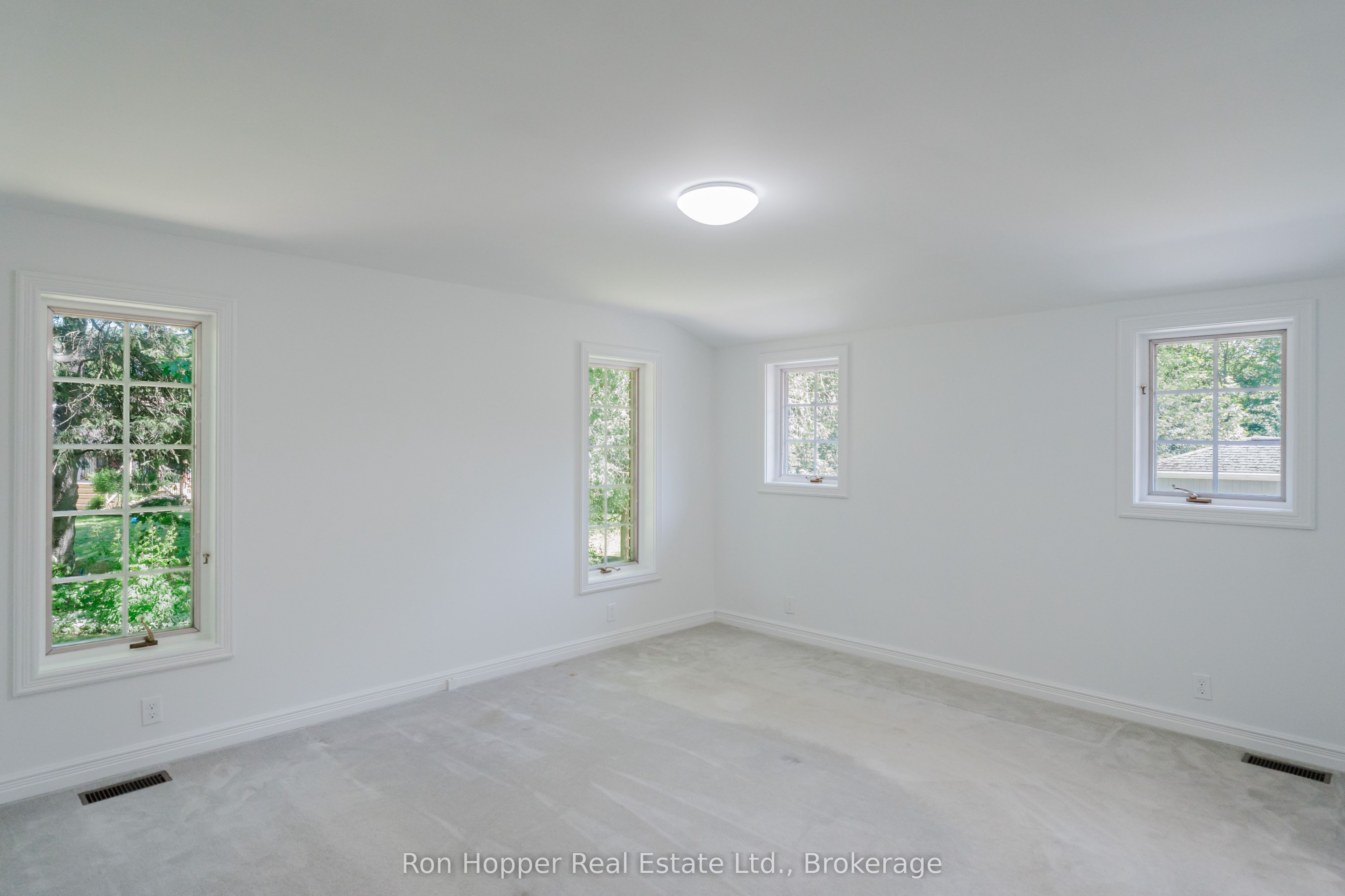 345 6th Avenue E Property Photo 12