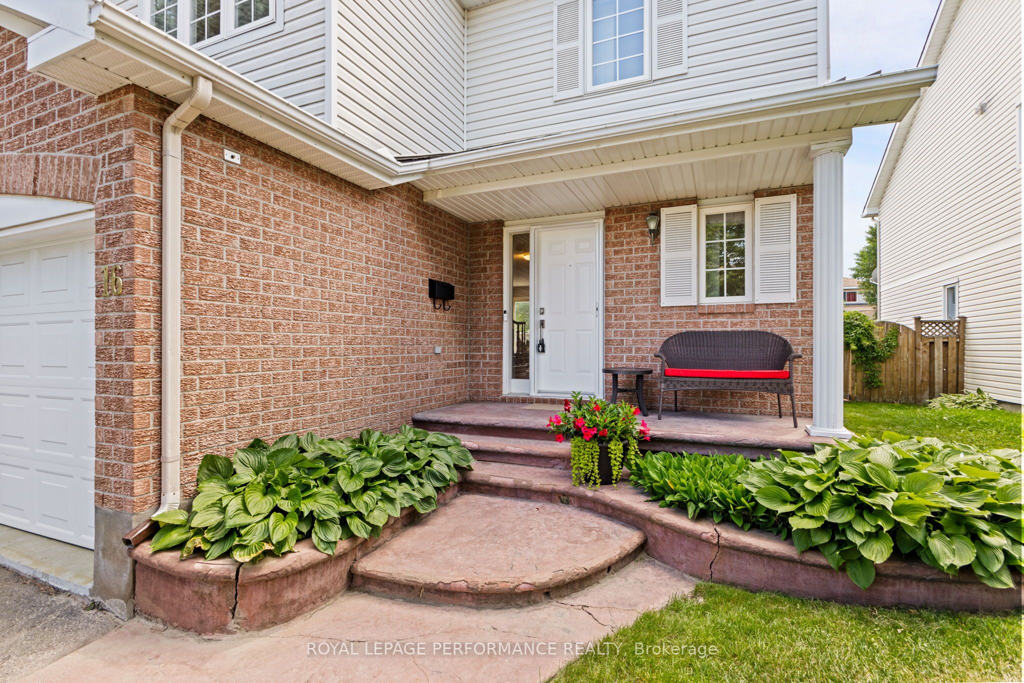 16 Sutcliffe Terrace Property Photo 4