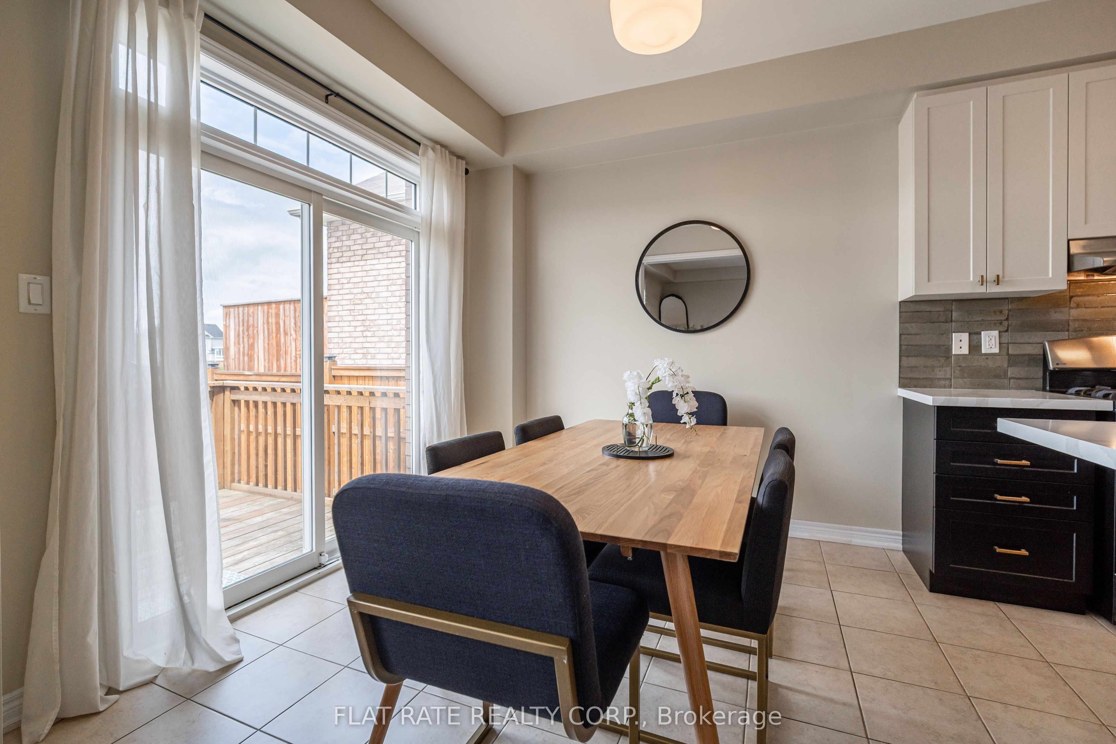 32 Paul Rexe Boulevard Property Photo 12