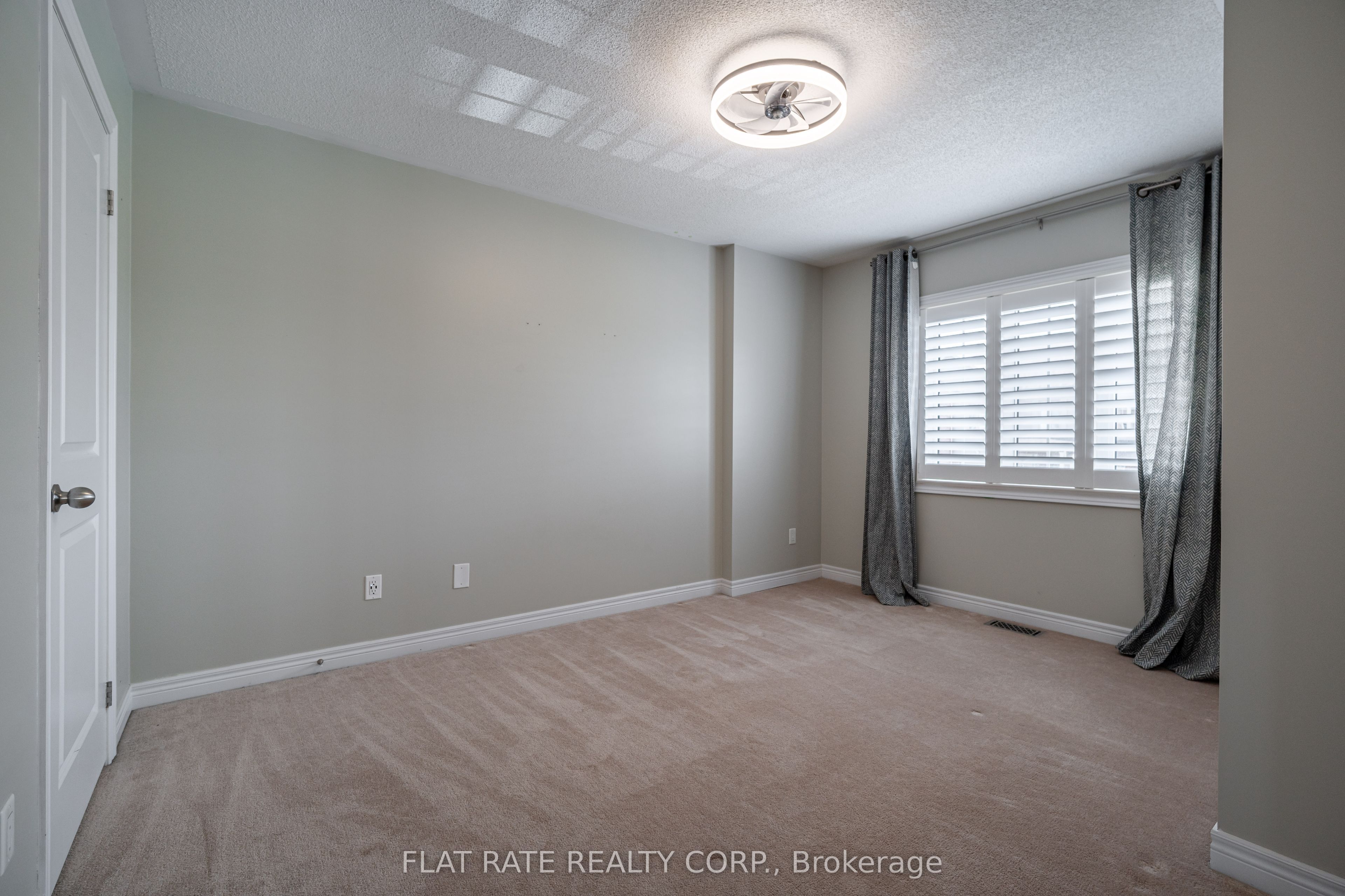 32 Paul Rexe Boulevard Property Photo 21