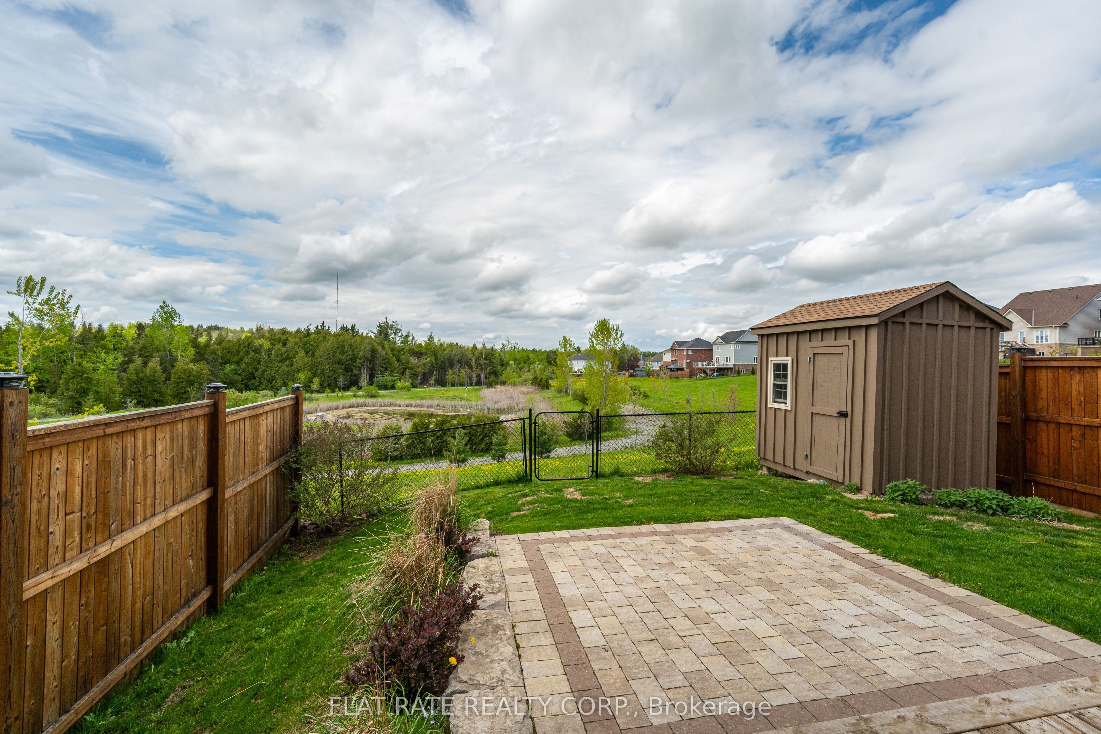 32 Paul Rexe Boulevard Property Photo 32