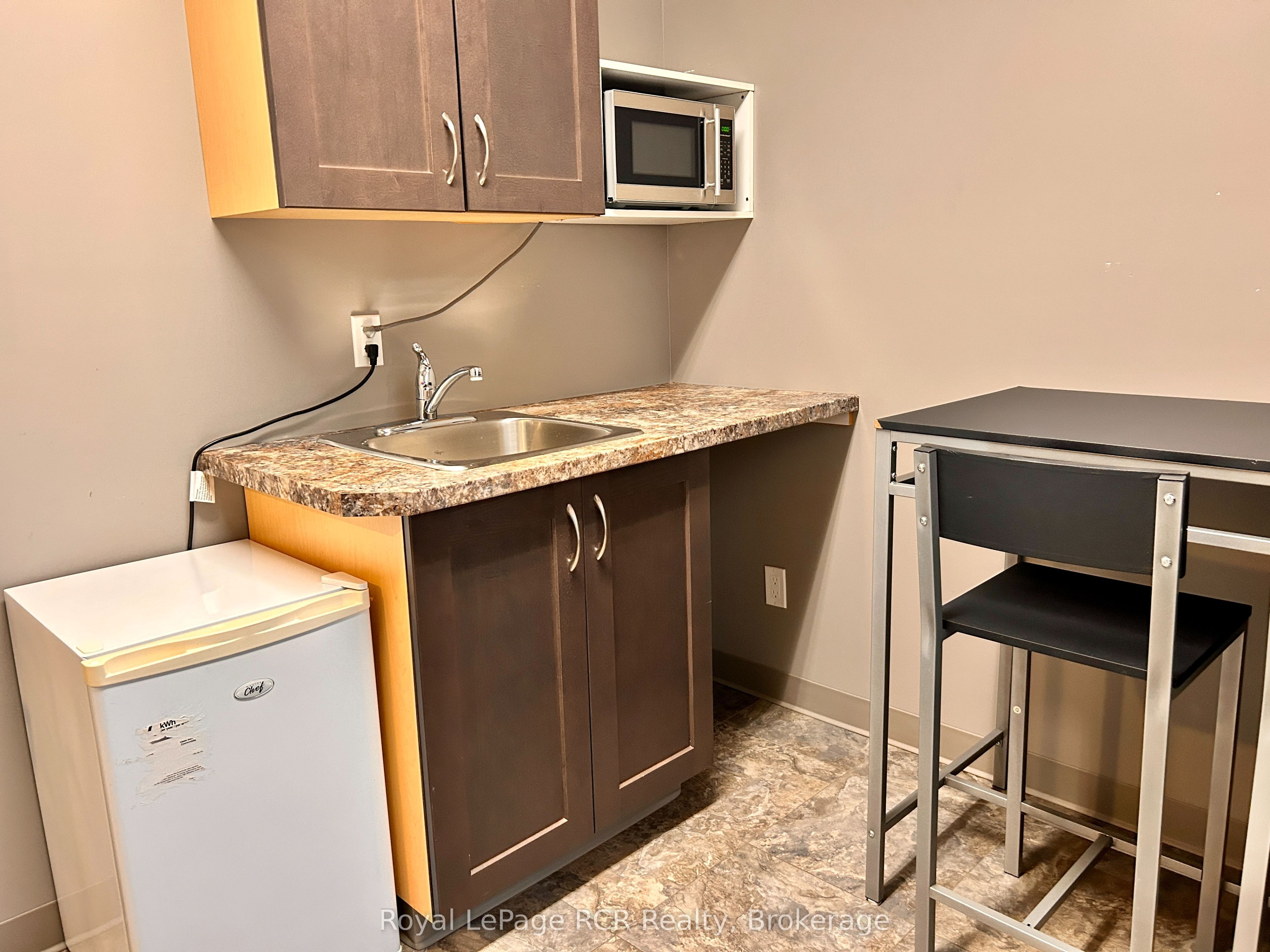 11 Durham Street E Property Photo 15