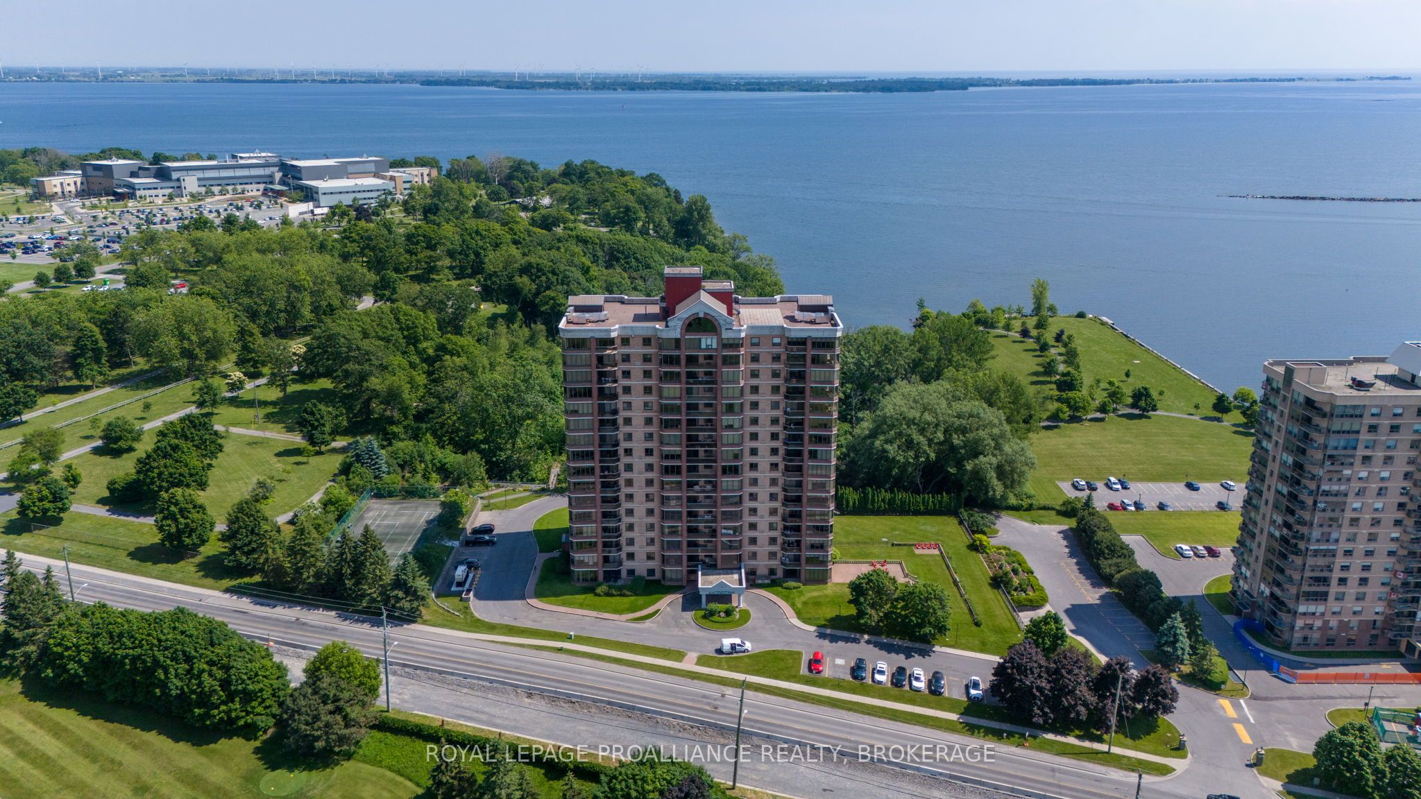#705 - 1000 King Street