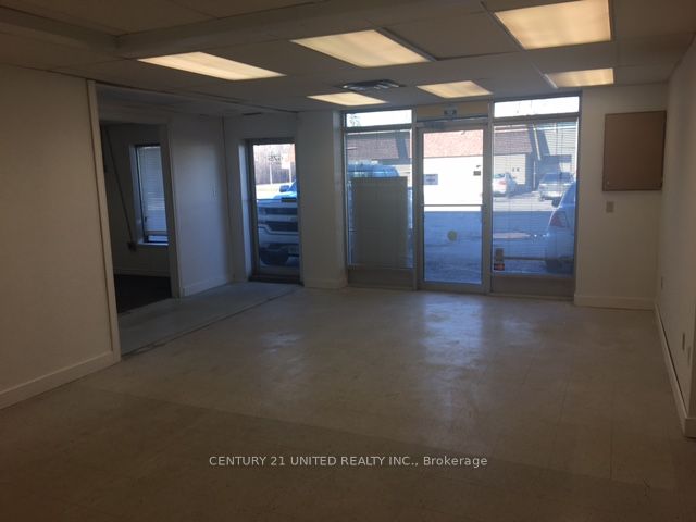 675 The Queensway N/a B Property Photo 6