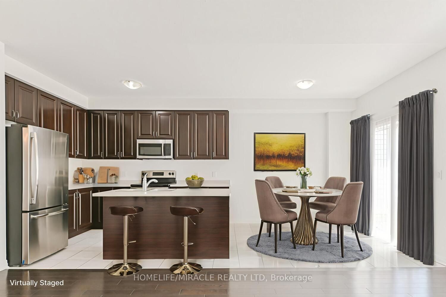 4047 Maitland Street Property Photo 6