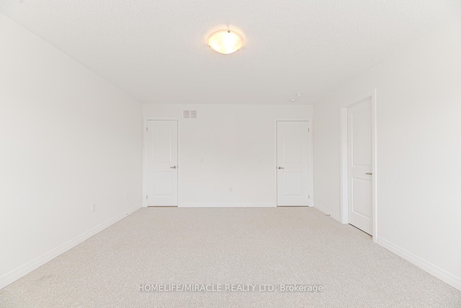 4047 Maitland Street Property Photo 32