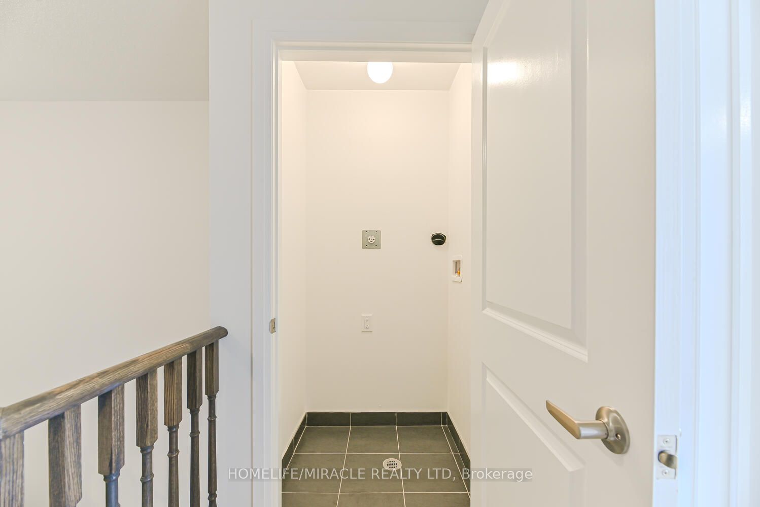 4047 Maitland Street Property Photo 38