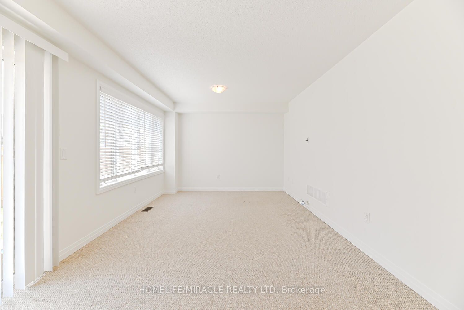 4047 Maitland Street Property Photo 43