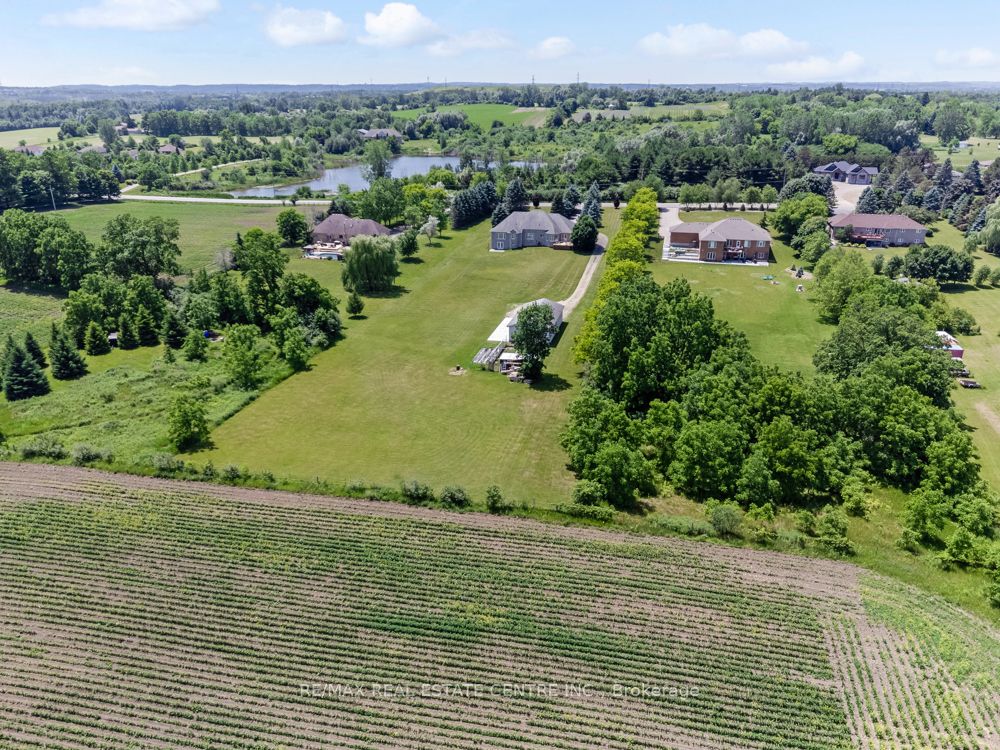 1753 Shellard Road Property Photo 11