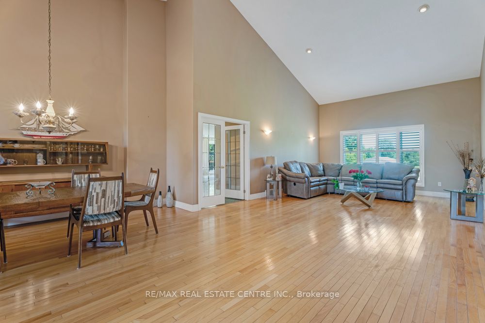 1753 Shellard Road Property Photo 18