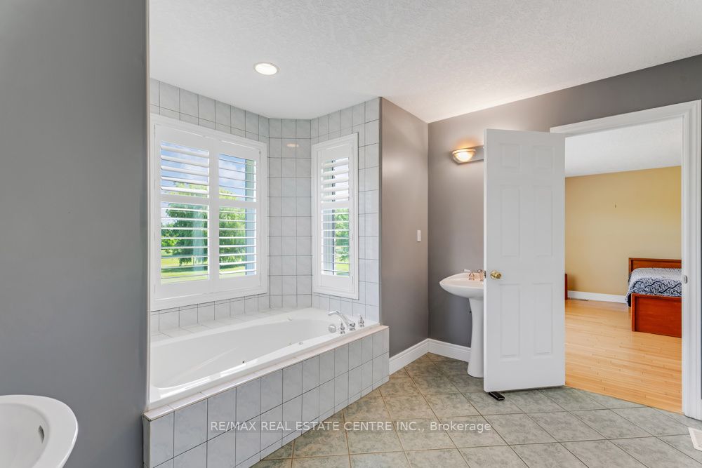 1753 Shellard Road Property Photo 35