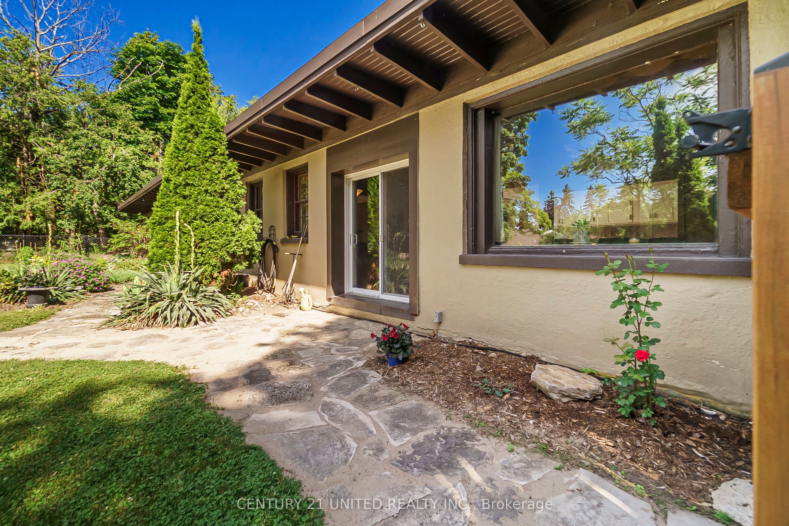 44 Moorecraig Road Property Photo 6