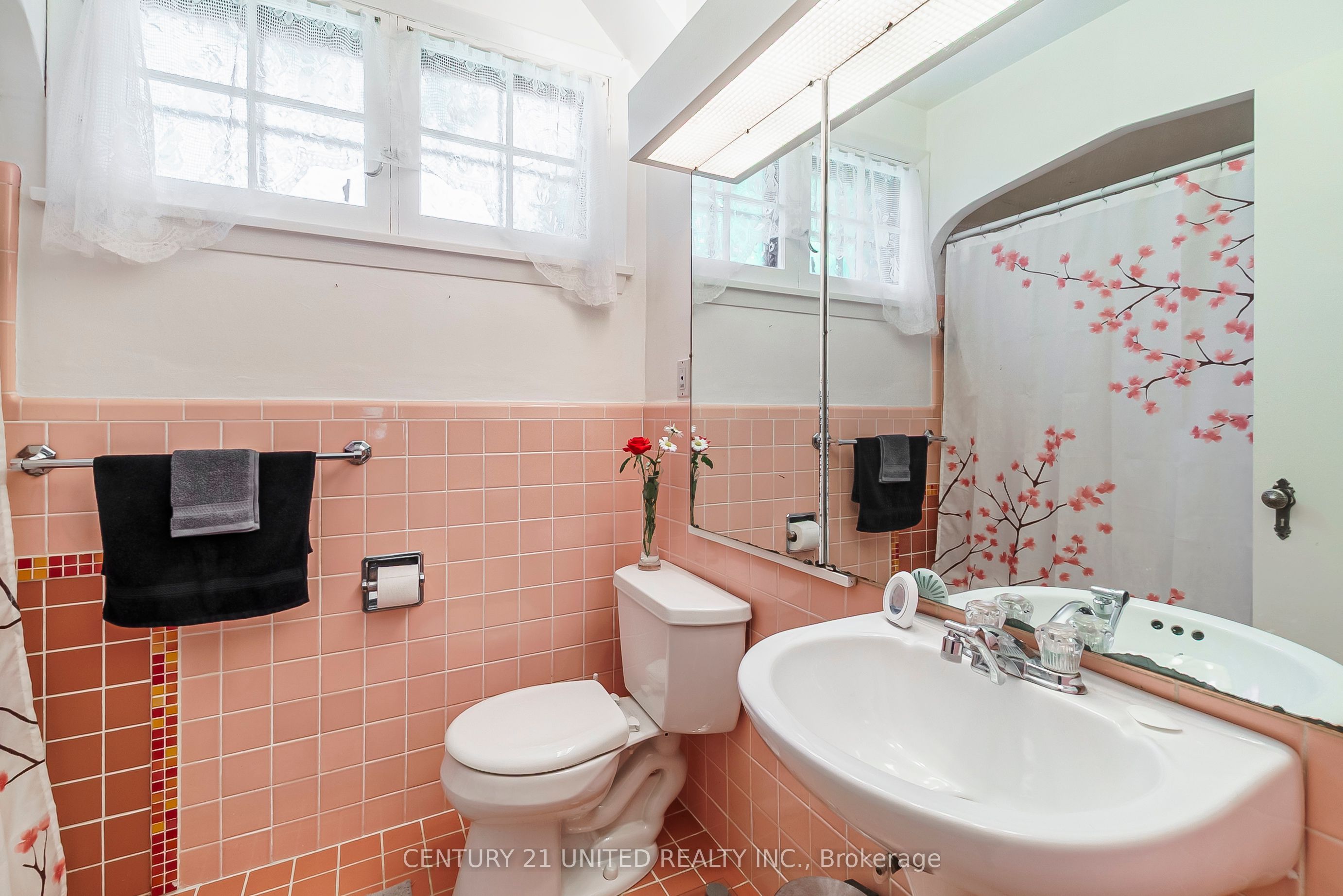 44 Moorecraig Road Property Photo 26