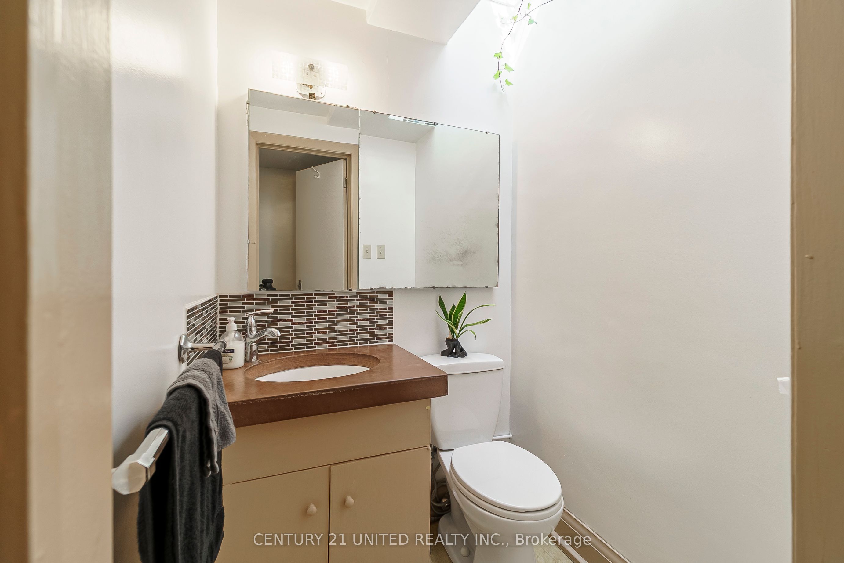 44 Moorecraig Road Property Photo 27