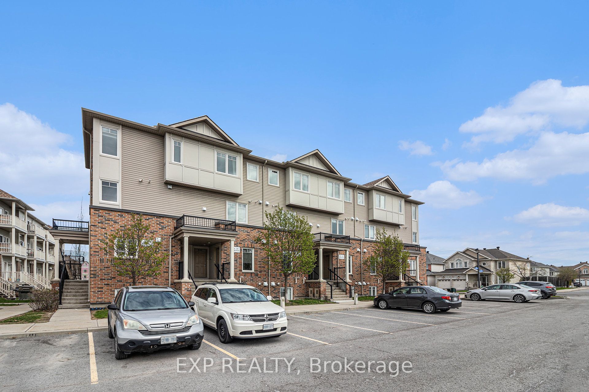 250 Shanly Private Property Photo 1