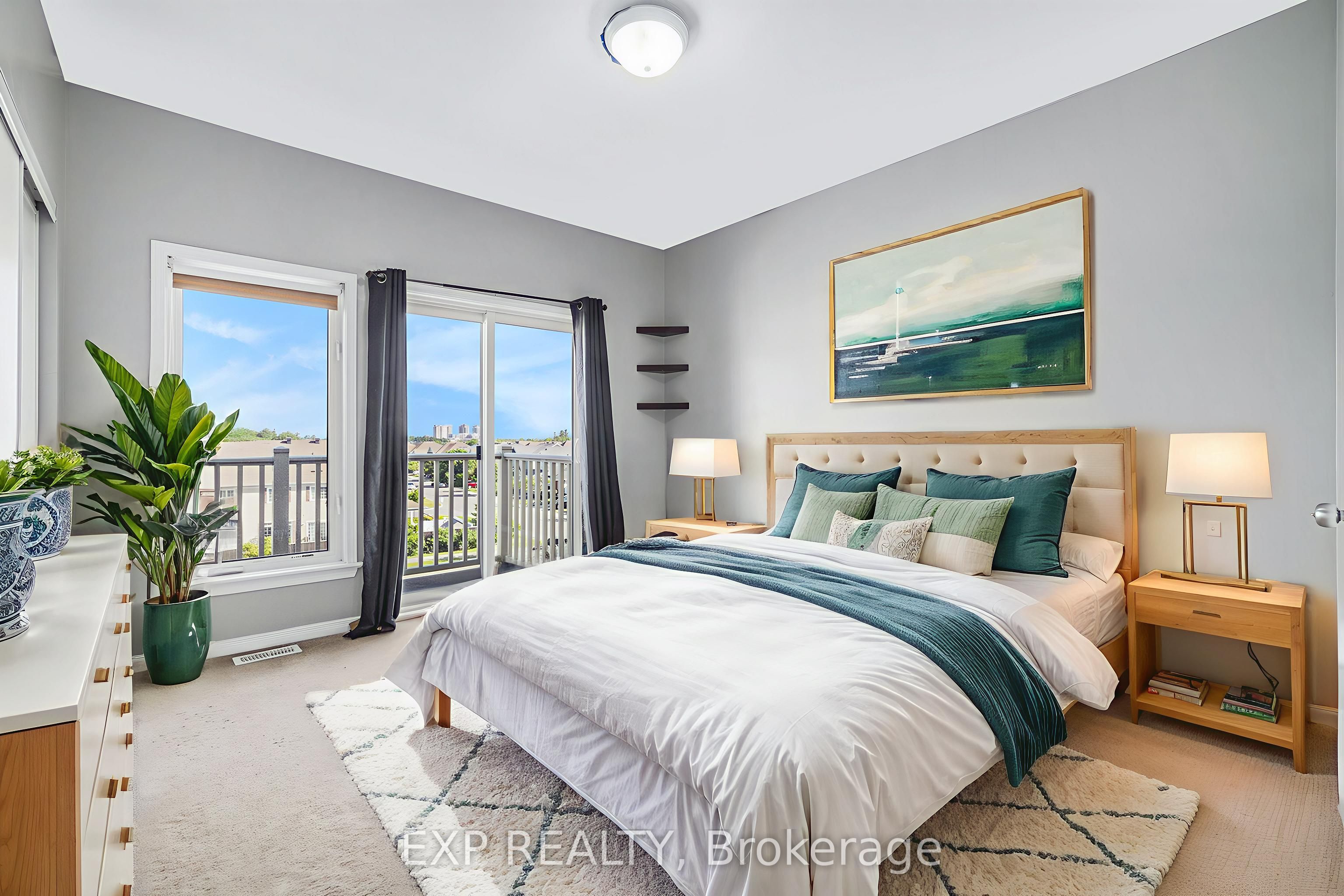 250 Shanly Private Property Photo 11