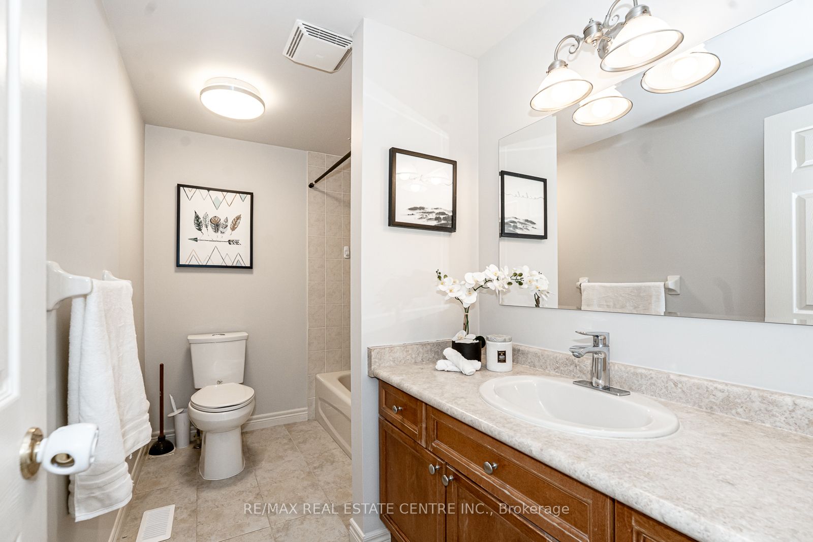 499 Dansbury Drive Property Photo 21