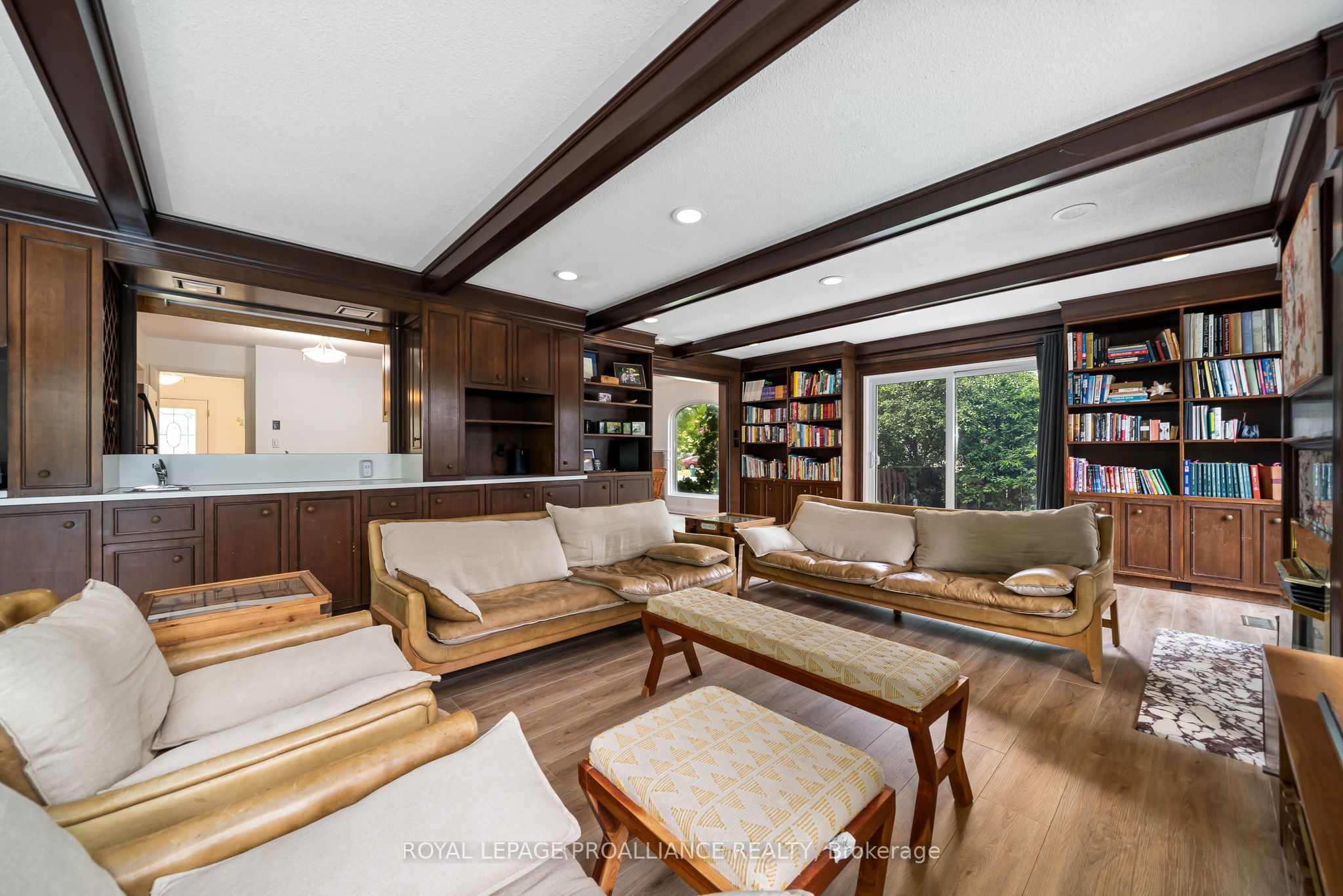 27 Forest Hill Crescent Property Photo 16