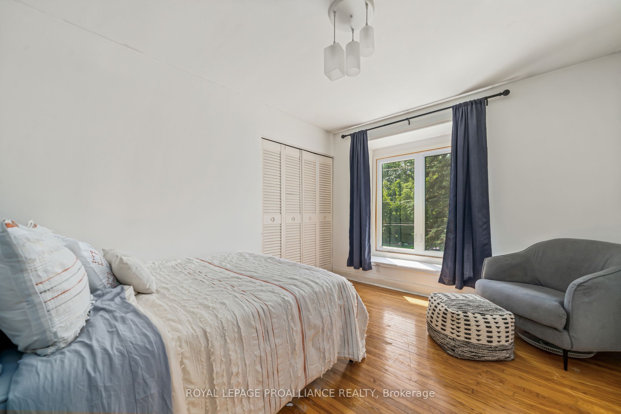 27 Forest Hill Crescent Property Photo 23